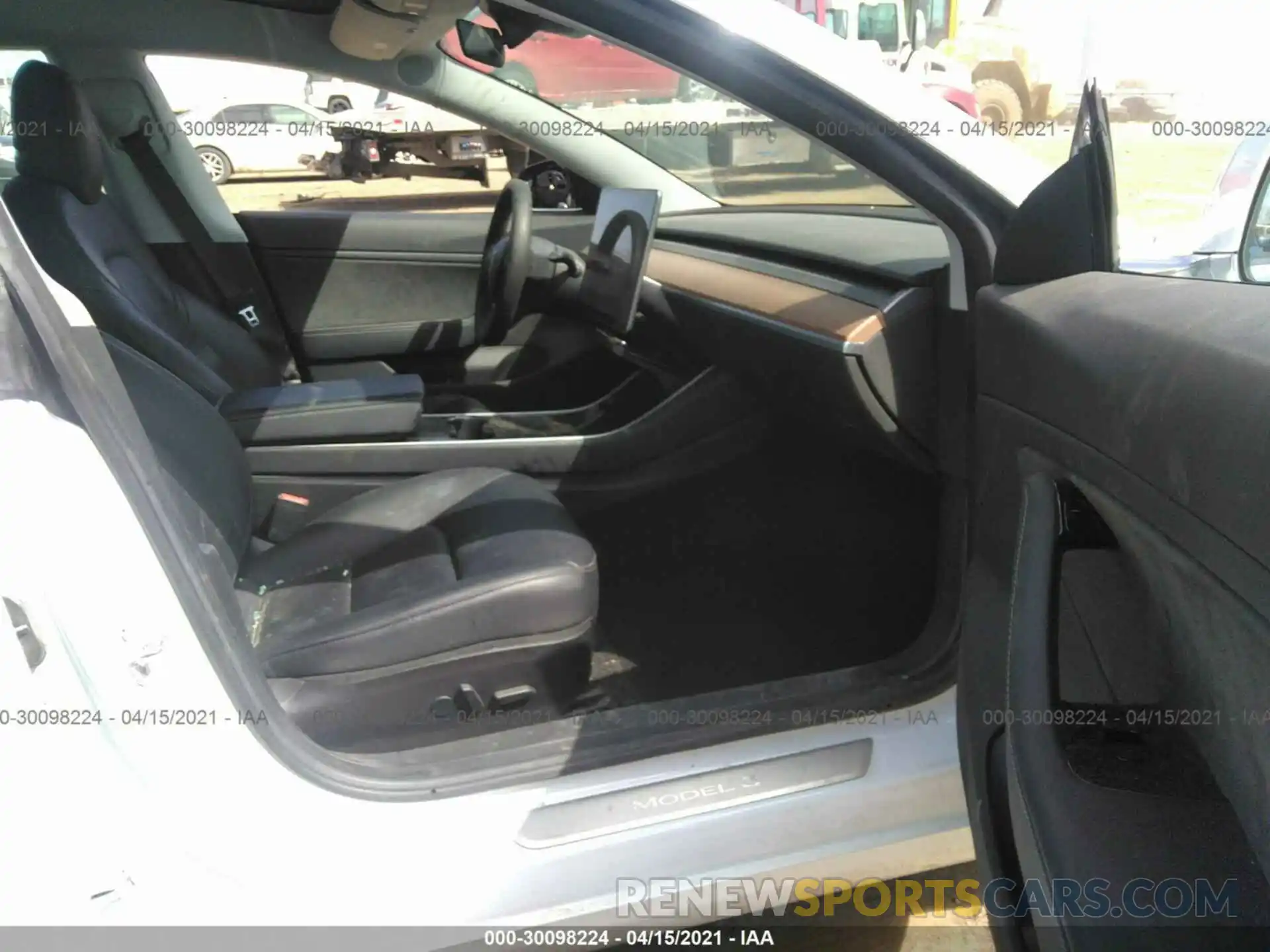 5 Photograph of a damaged car 5YJ3E1EA9KF484051 TESLA MODEL 3 2019