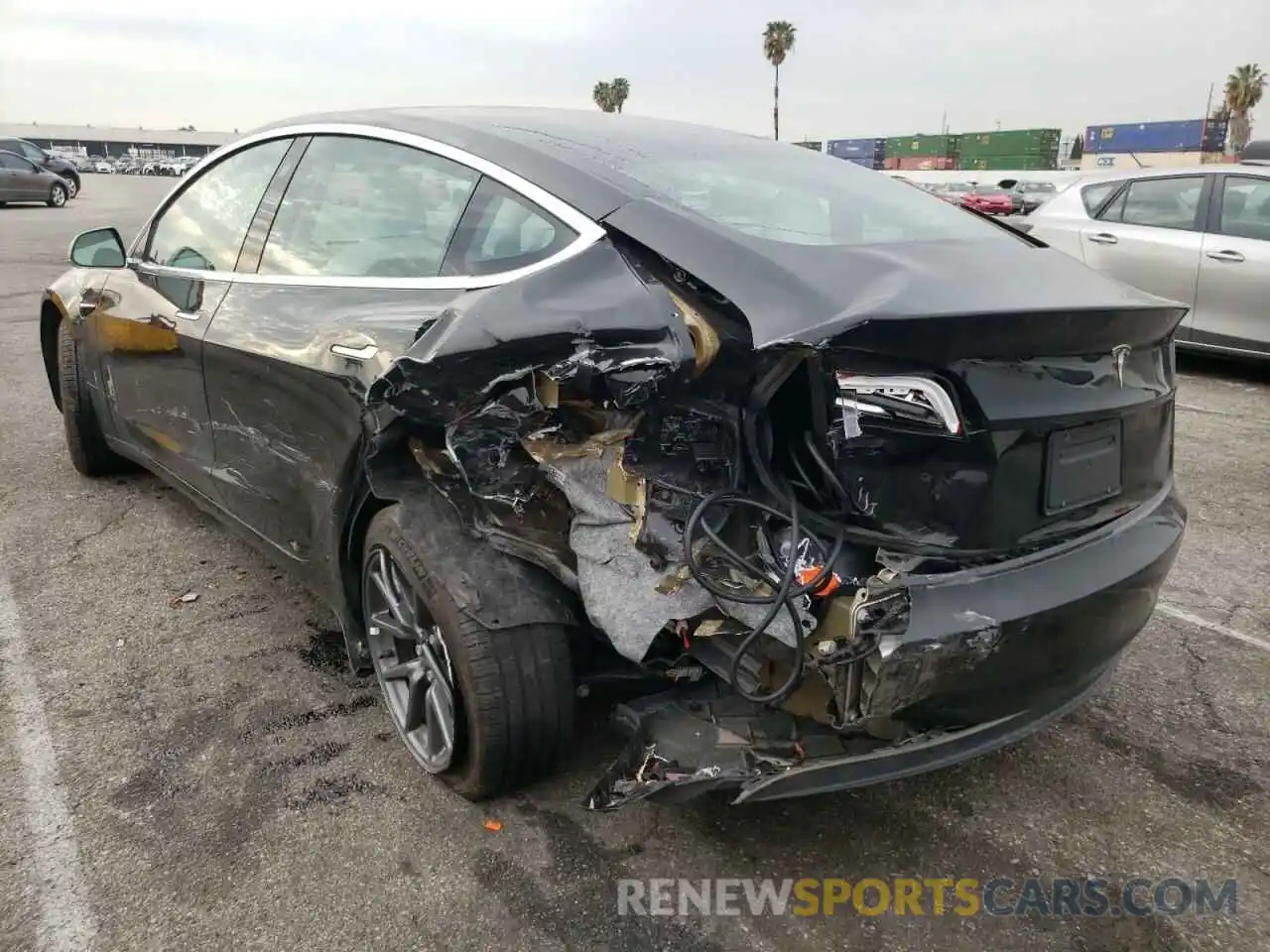 3 Photograph of a damaged car 5YJ3E1EA9KF486270 TESLA MODEL 3 2019