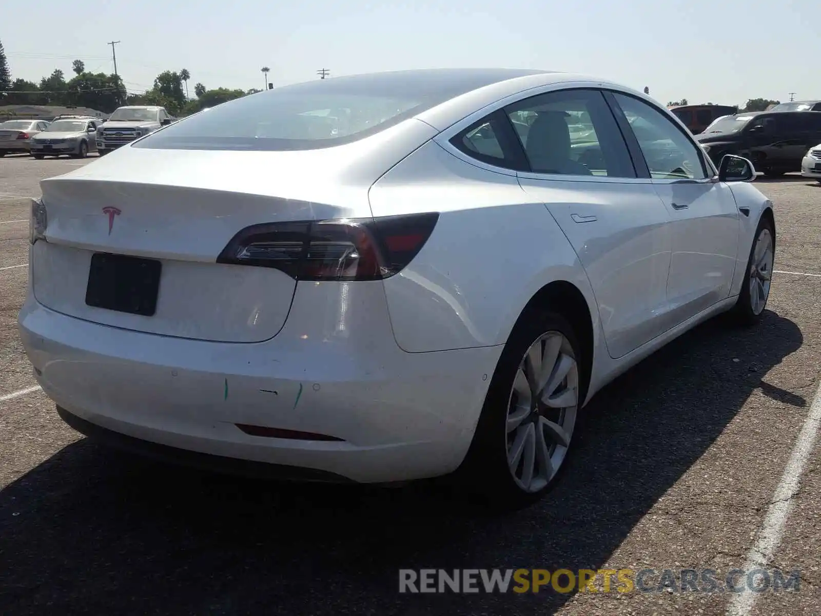 4 Фотография поврежденного автомобиля 5YJ3E1EA9KF509997 TESLA MODEL 3 2019