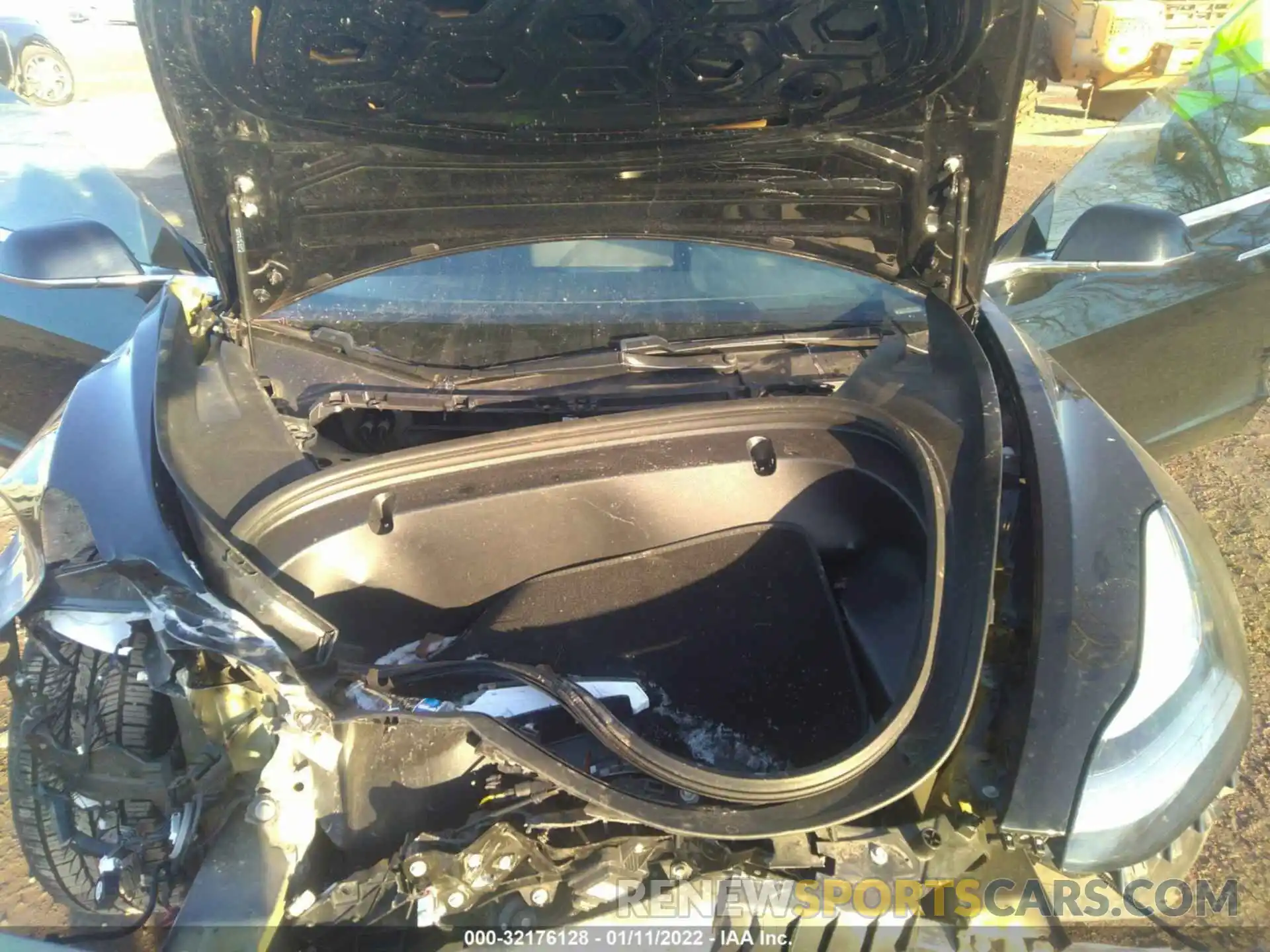 10 Photograph of a damaged car 5YJ3E1EAXKF192909 TESLA MODEL 3 2019