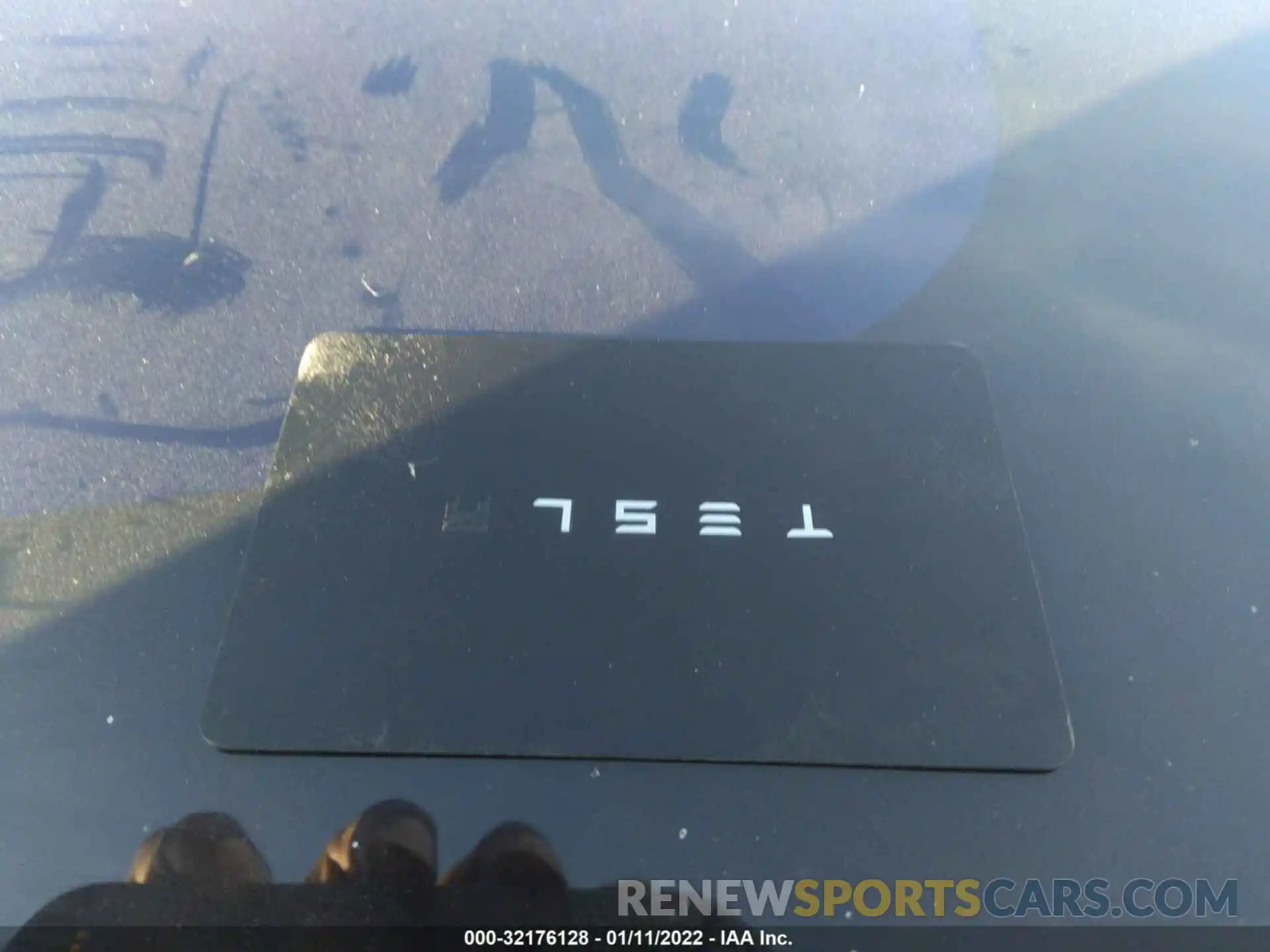 11 Photograph of a damaged car 5YJ3E1EAXKF192909 TESLA MODEL 3 2019