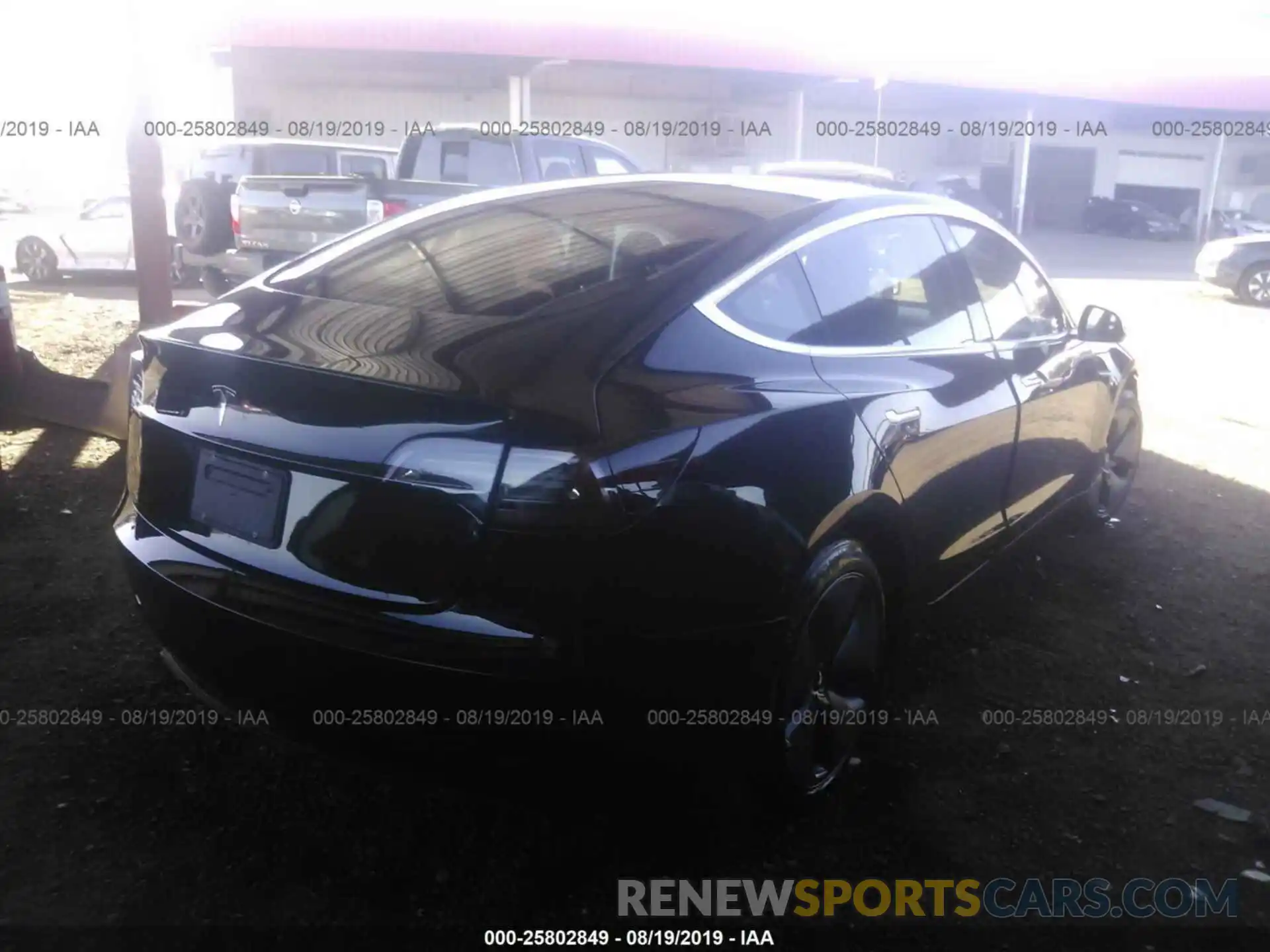 4 Photograph of a damaged car 5YJ3E1EAXKF193042 TESLA MODEL 3 2019