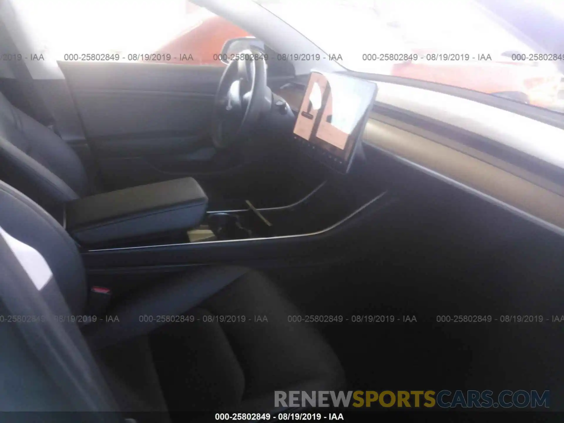 5 Photograph of a damaged car 5YJ3E1EAXKF193042 TESLA MODEL 3 2019