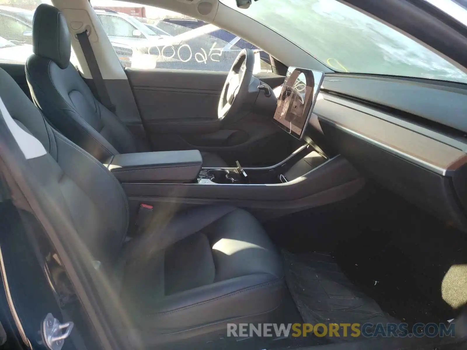 5 Photograph of a damaged car 5YJ3E1EAXKF296364 TESLA MODEL 3 2019