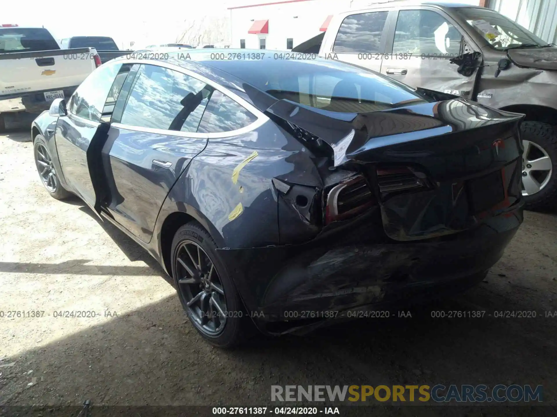 3 Photograph of a damaged car 5YJ3E1EAXKF298695 TESLA MODEL 3 2019