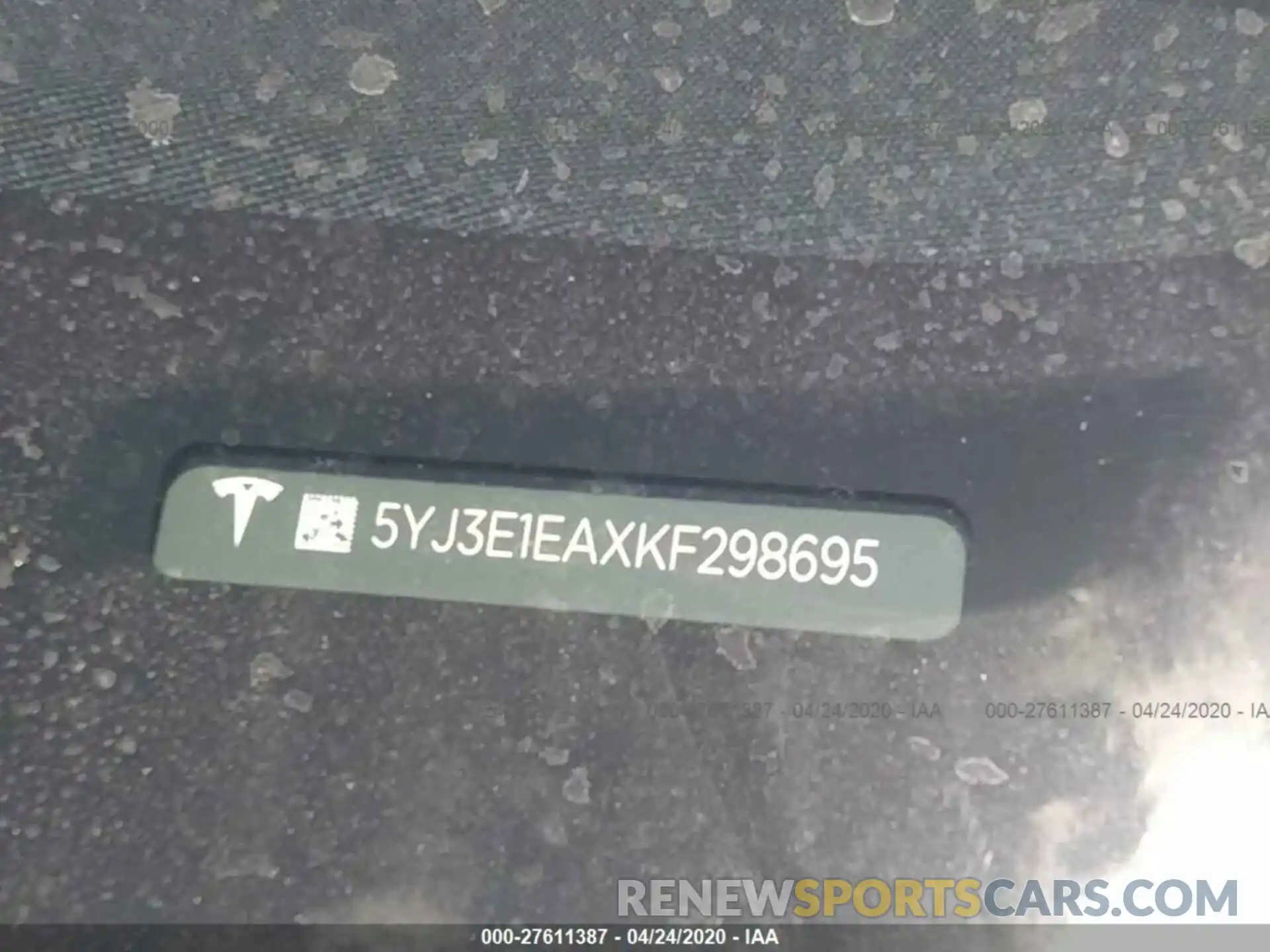 9 Photograph of a damaged car 5YJ3E1EAXKF298695 TESLA MODEL 3 2019