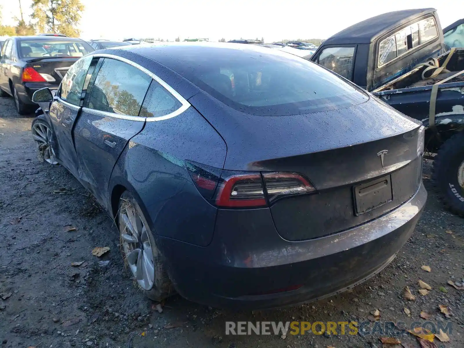 3 Фотография поврежденного автомобиля 5YJ3E1EAXKF300879 TESLA MODEL 3 2019