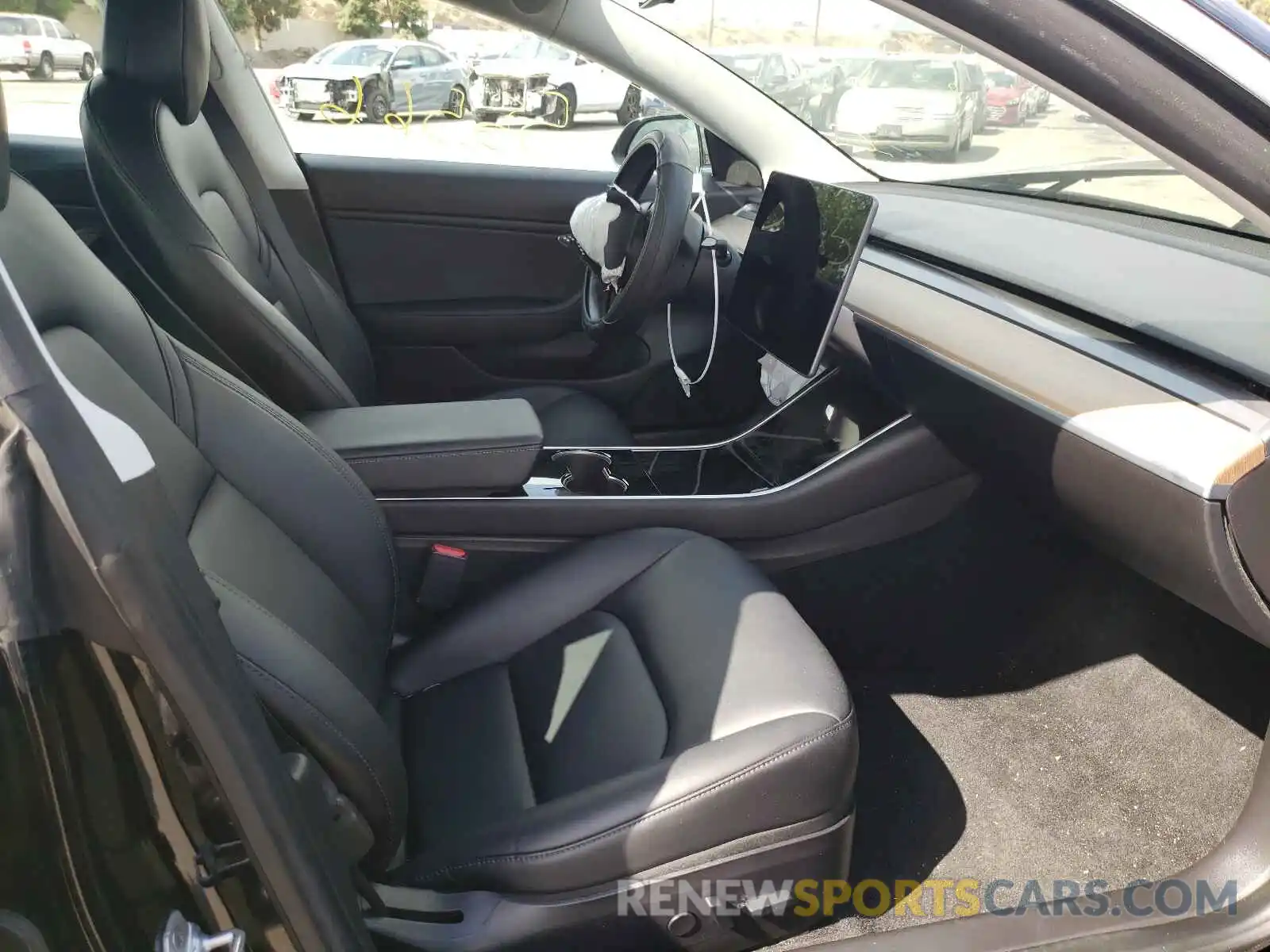 5 Photograph of a damaged car 5YJ3E1EAXKF304804 TESLA MODEL 3 2019