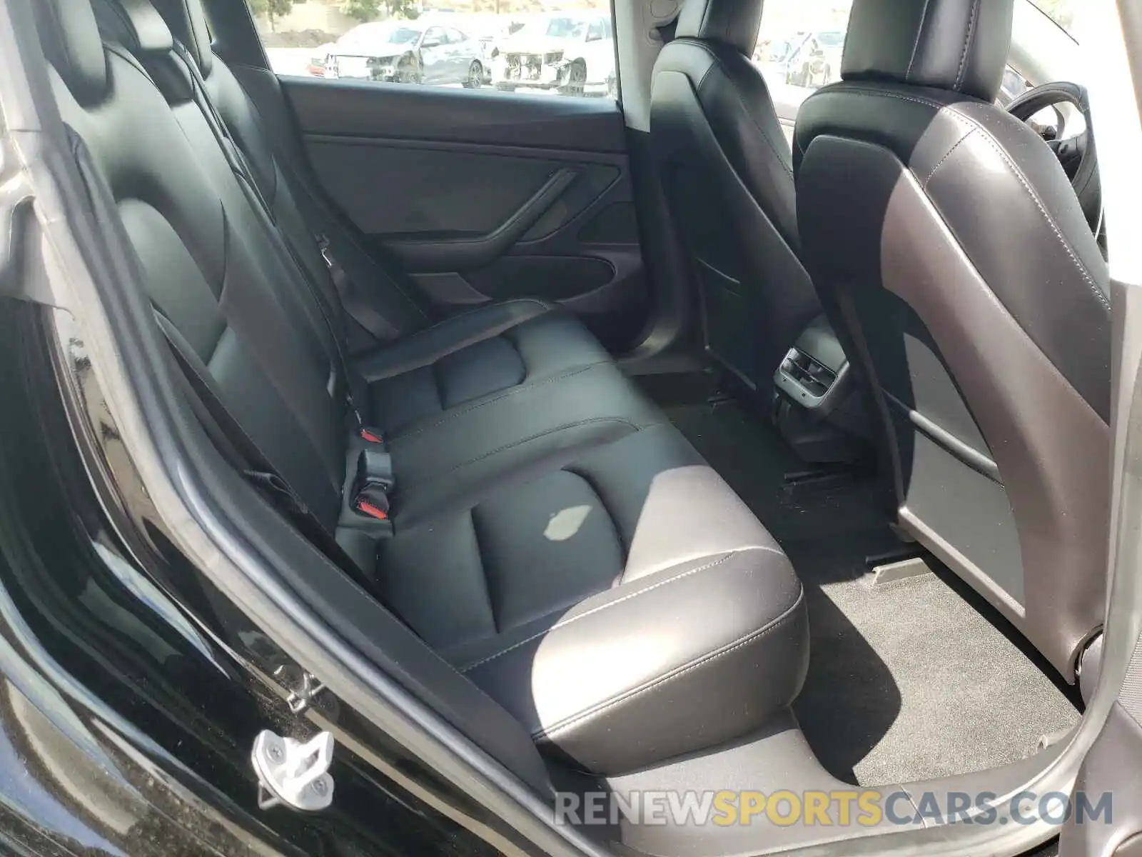 6 Photograph of a damaged car 5YJ3E1EAXKF304804 TESLA MODEL 3 2019