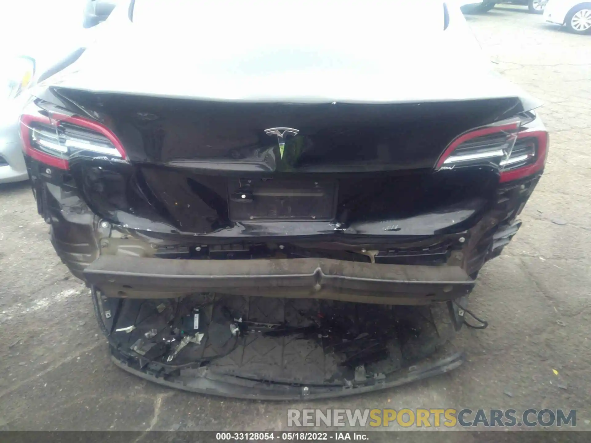 6 Photograph of a damaged car 5YJ3E1EAXKF305354 TESLA MODEL 3 2019