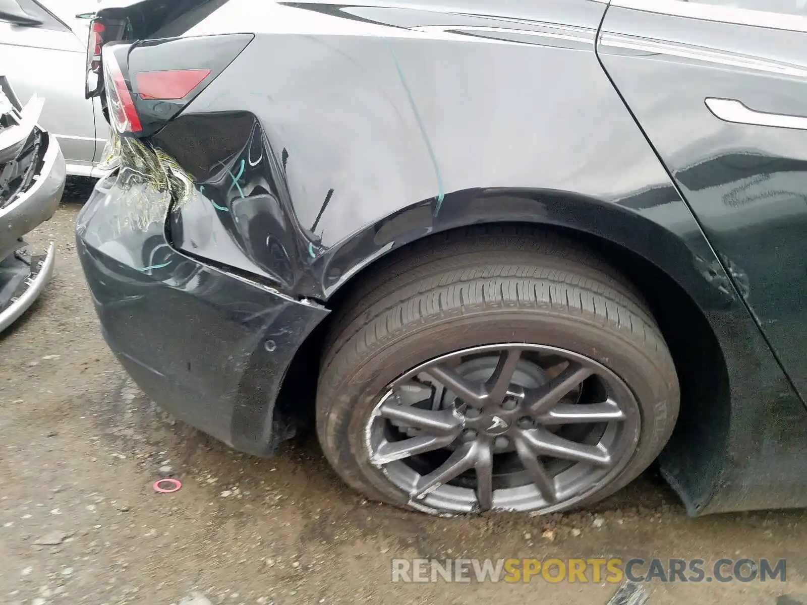 9 Photograph of a damaged car 5YJ3E1EAXKF306858 TESLA MODEL 3 2019