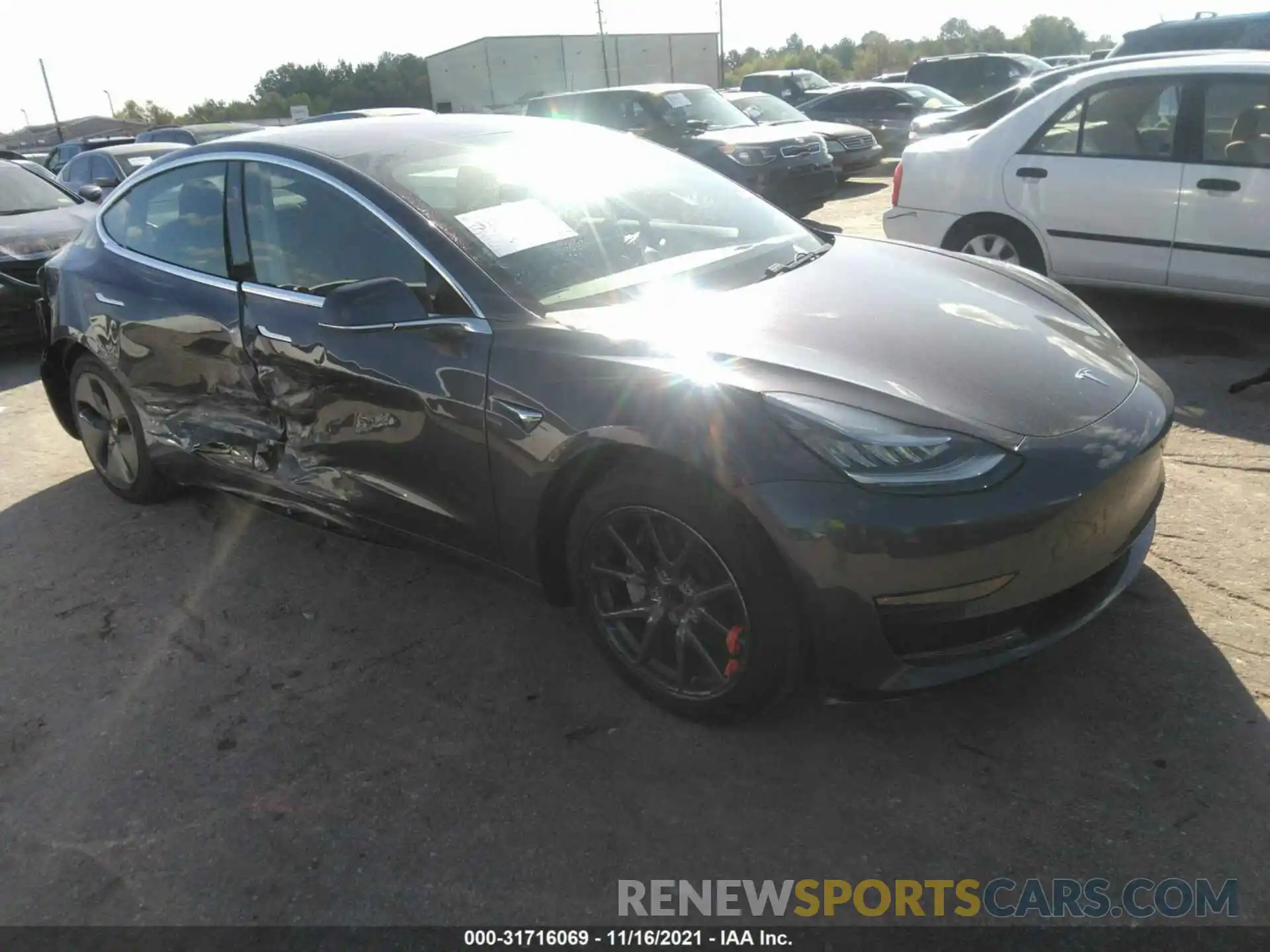 1 Photograph of a damaged car 5YJ3E1EAXKF307315 TESLA MODEL 3 2019