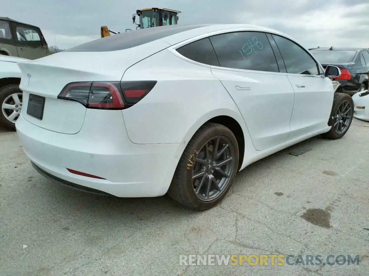 4 Фотография поврежденного автомобиля 5YJ3E1EAXKF309923 TESLA MODEL 3 2019