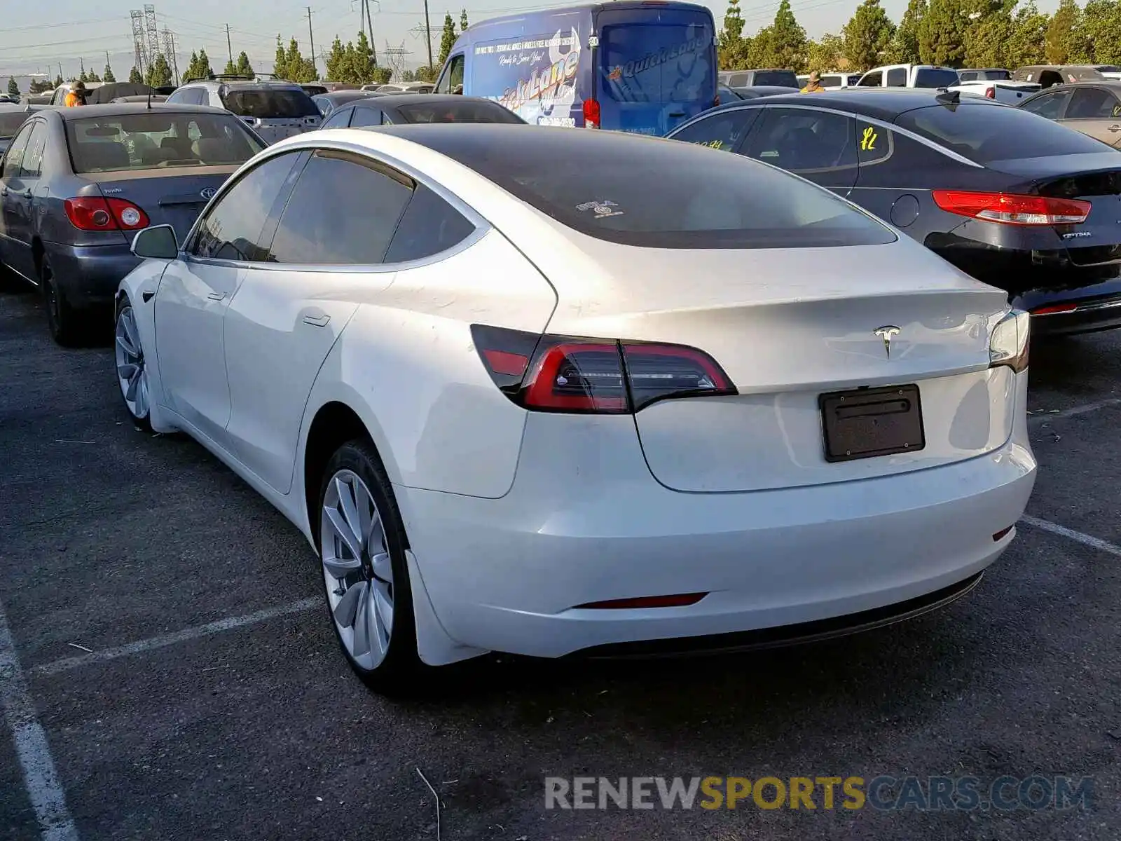 3 Photograph of a damaged car 5YJ3E1EAXKF315107 TESLA MODEL 3 2019