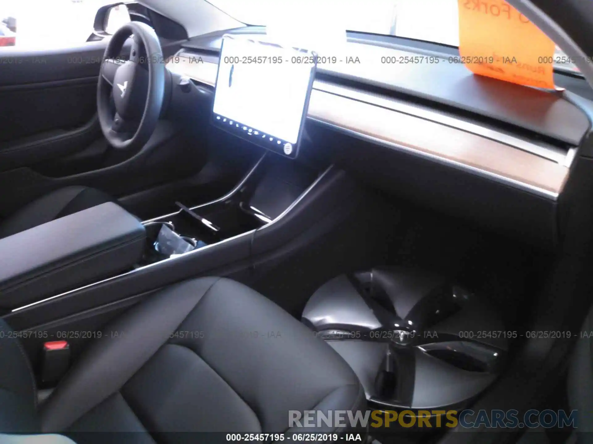 5 Photograph of a damaged car 5YJ3E1EAXKF316788 TESLA MODEL 3 2019