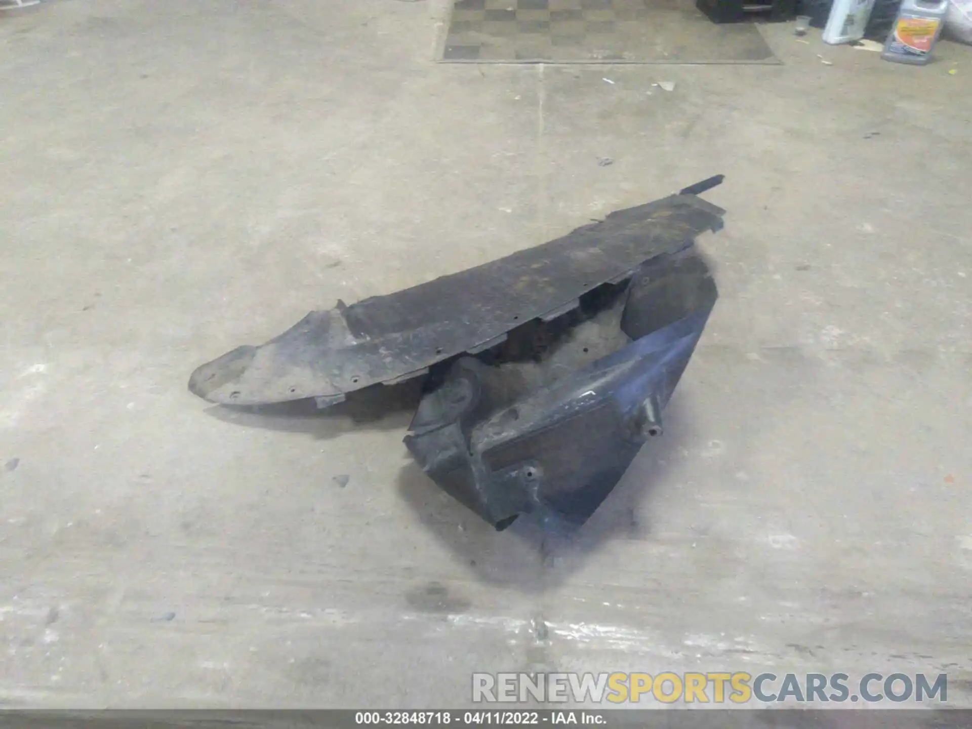 11 Photograph of a damaged car 5YJ3E1EAXKF324275 TESLA MODEL 3 2019