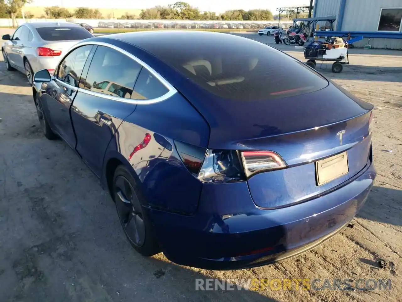 3 Photograph of a damaged car 5YJ3E1EAXKF332408 TESLA MODEL 3 2019