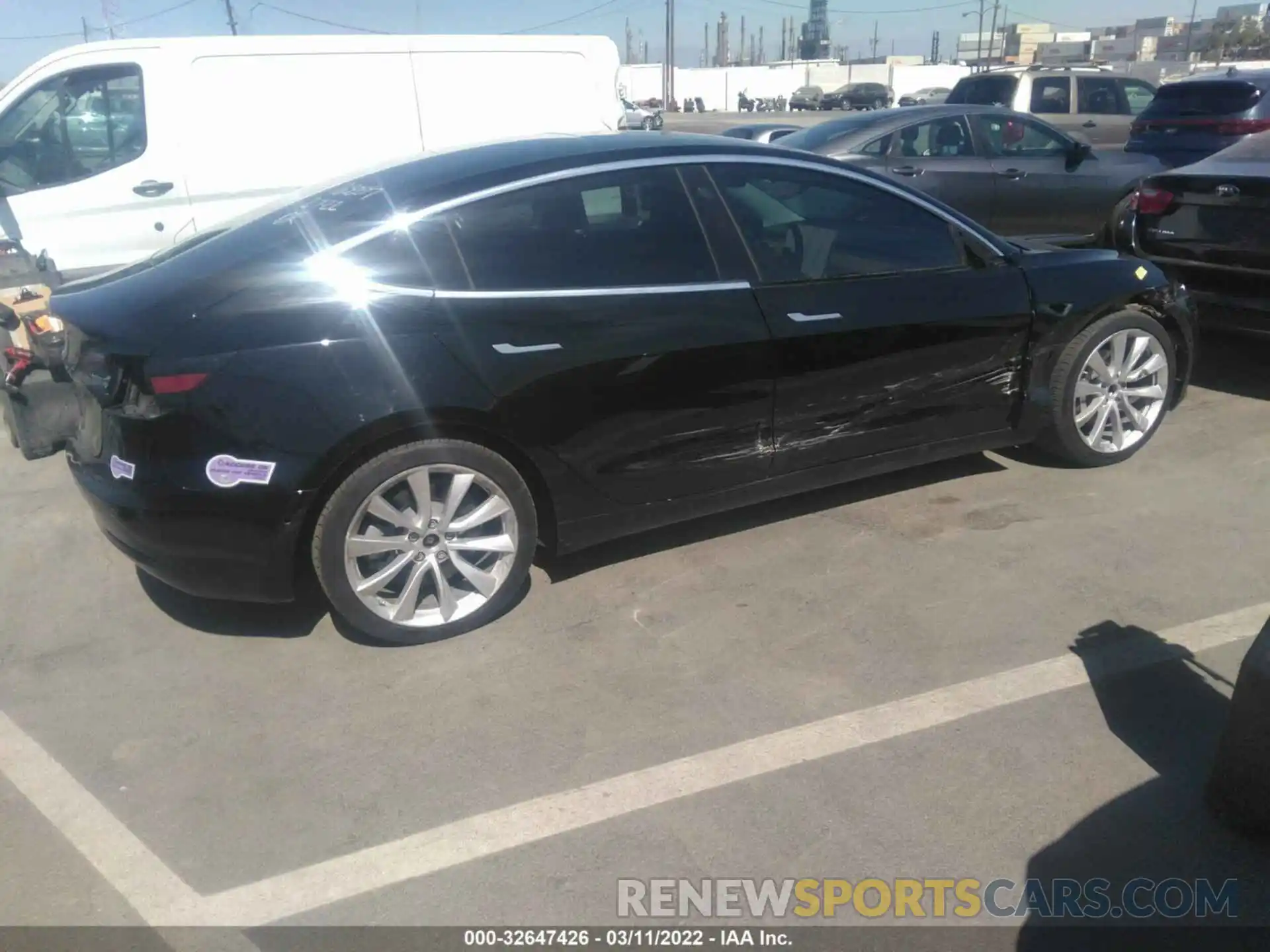 4 Фотография поврежденного автомобиля 5YJ3E1EAXKF338435 TESLA MODEL 3 2019