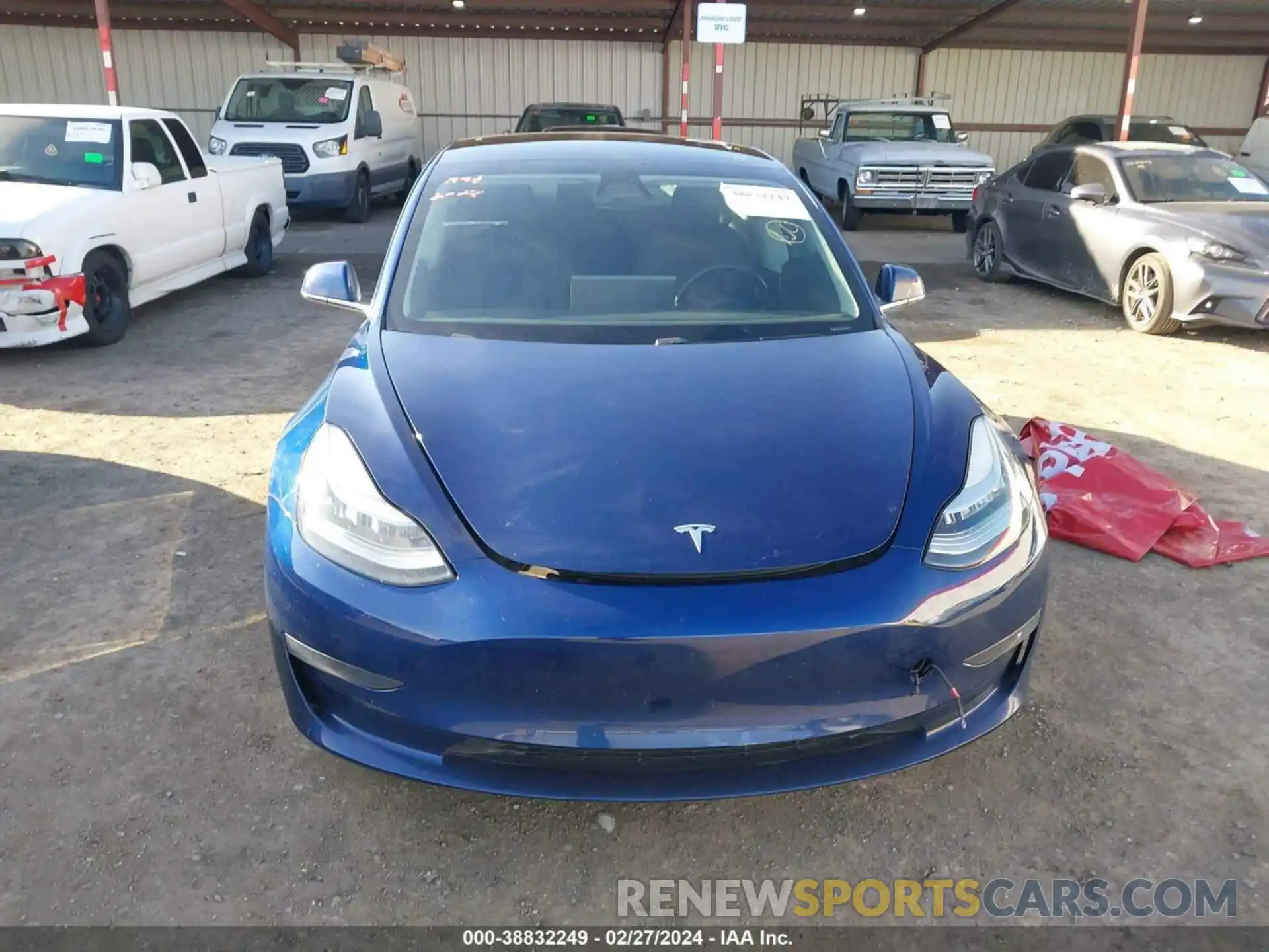 13 Фотография поврежденного автомобиля 5YJ3E1EAXKF357678 TESLA MODEL 3 2019