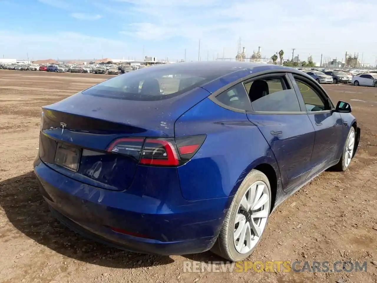 4 Фотография поврежденного автомобиля 5YJ3E1EAXKF357700 TESLA MODEL 3 2019