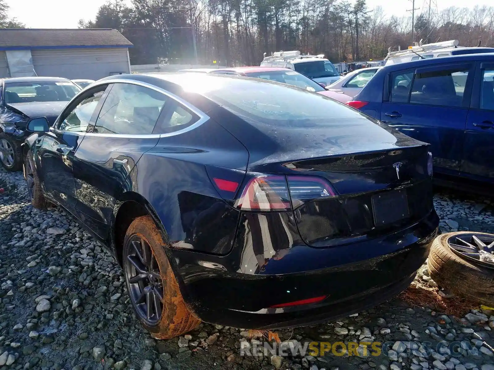 3 Photograph of a damaged car 5YJ3E1EAXKF395119 TESLA MODEL 3 2019