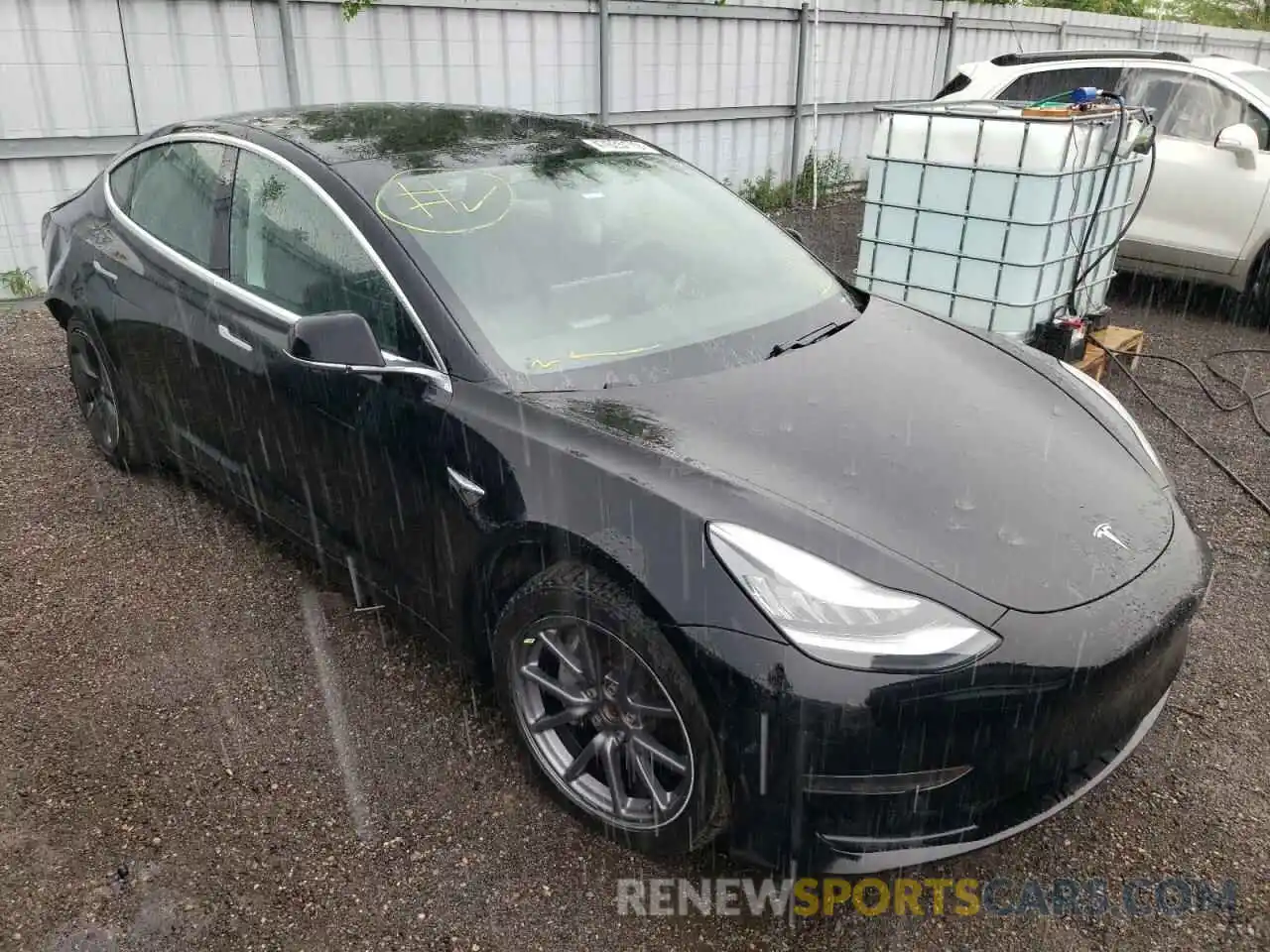 1 Фотография поврежденного автомобиля 5YJ3E1EAXKF395881 TESLA MODEL 3 2019