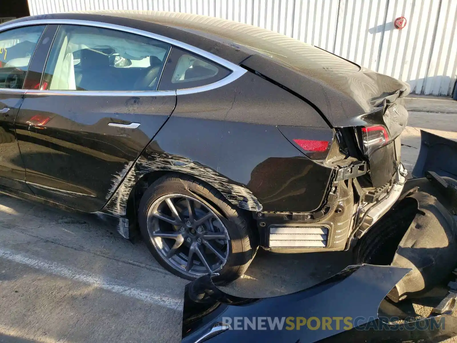 9 Photograph of a damaged car 5YJ3E1EAXKF398568 TESLA MODEL 3 2019