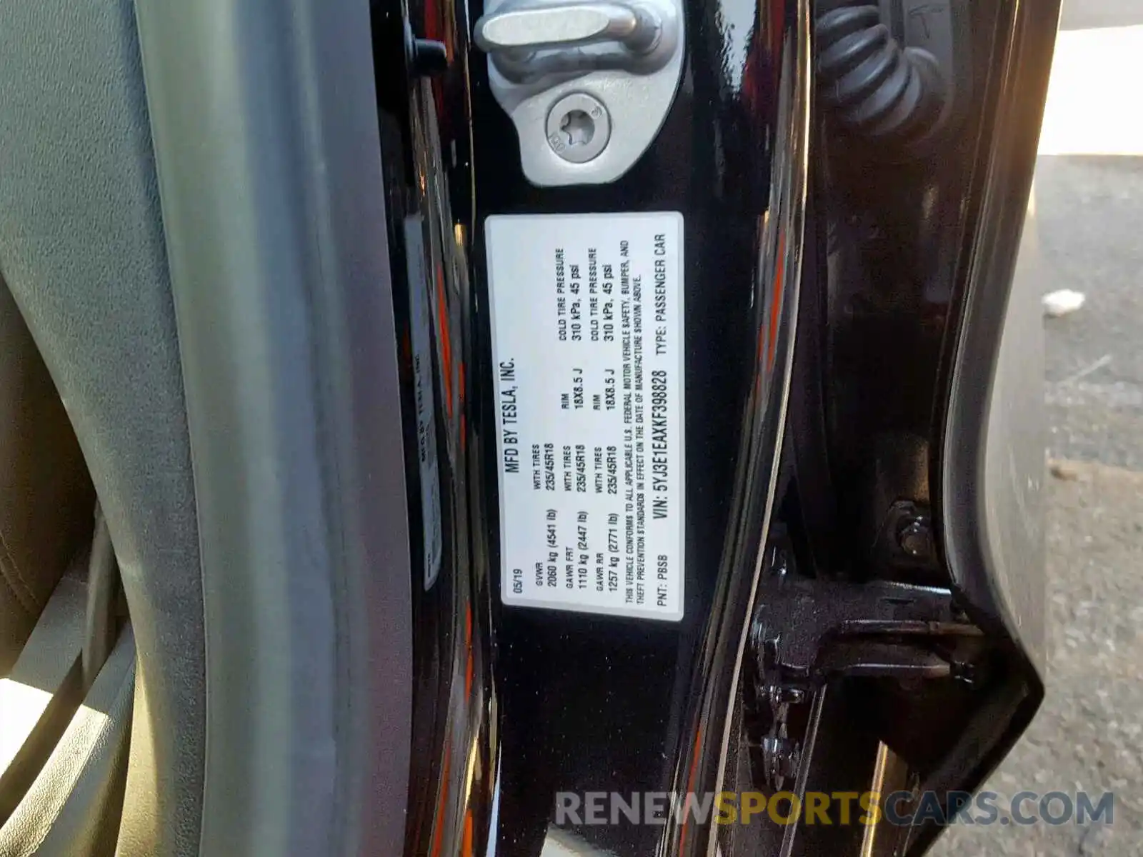 10 Photograph of a damaged car 5YJ3E1EAXKF398828 TESLA MODEL 3 2019