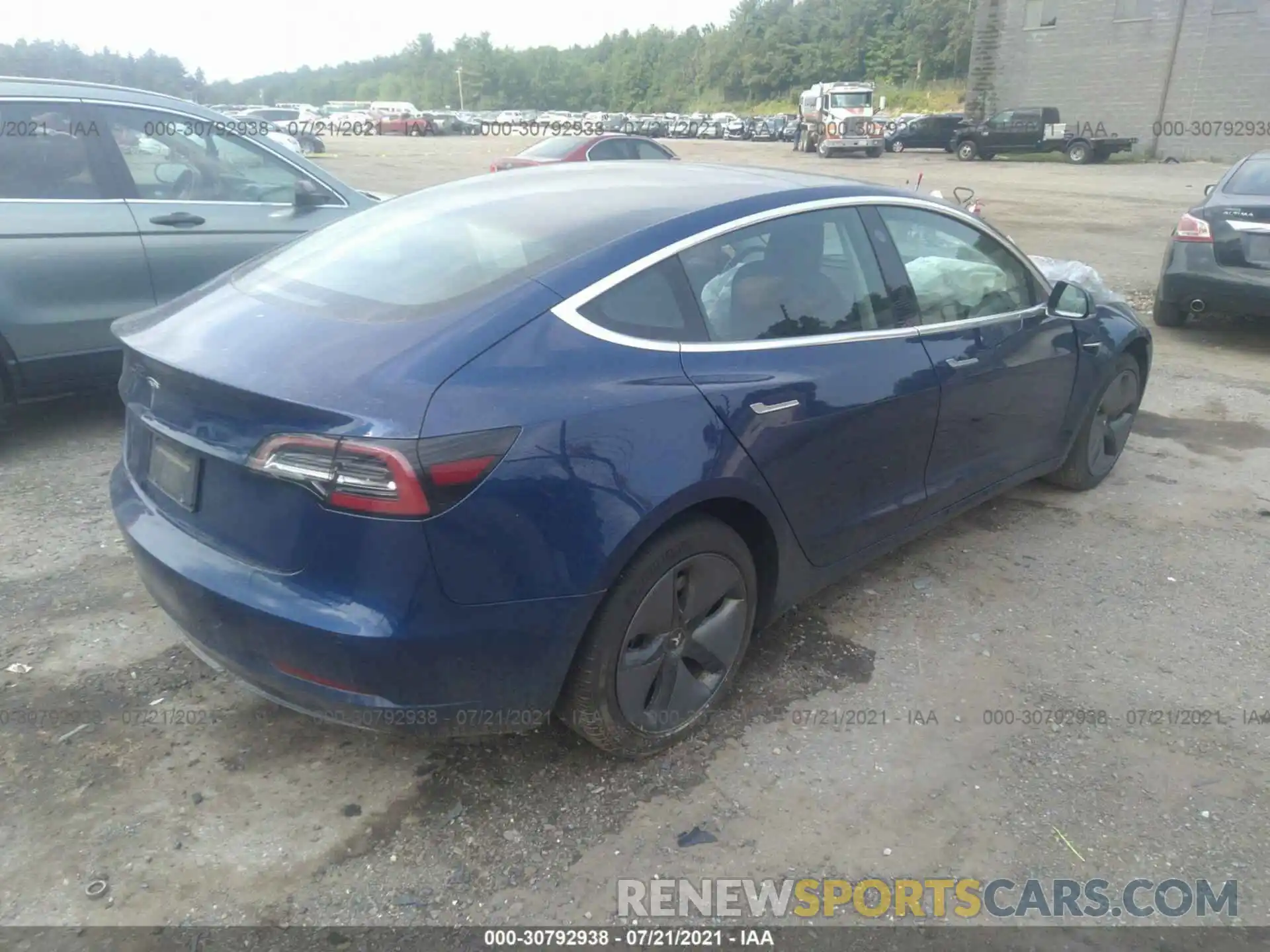 4 Фотография поврежденного автомобиля 5YJ3E1EAXKF400691 TESLA MODEL 3 2019