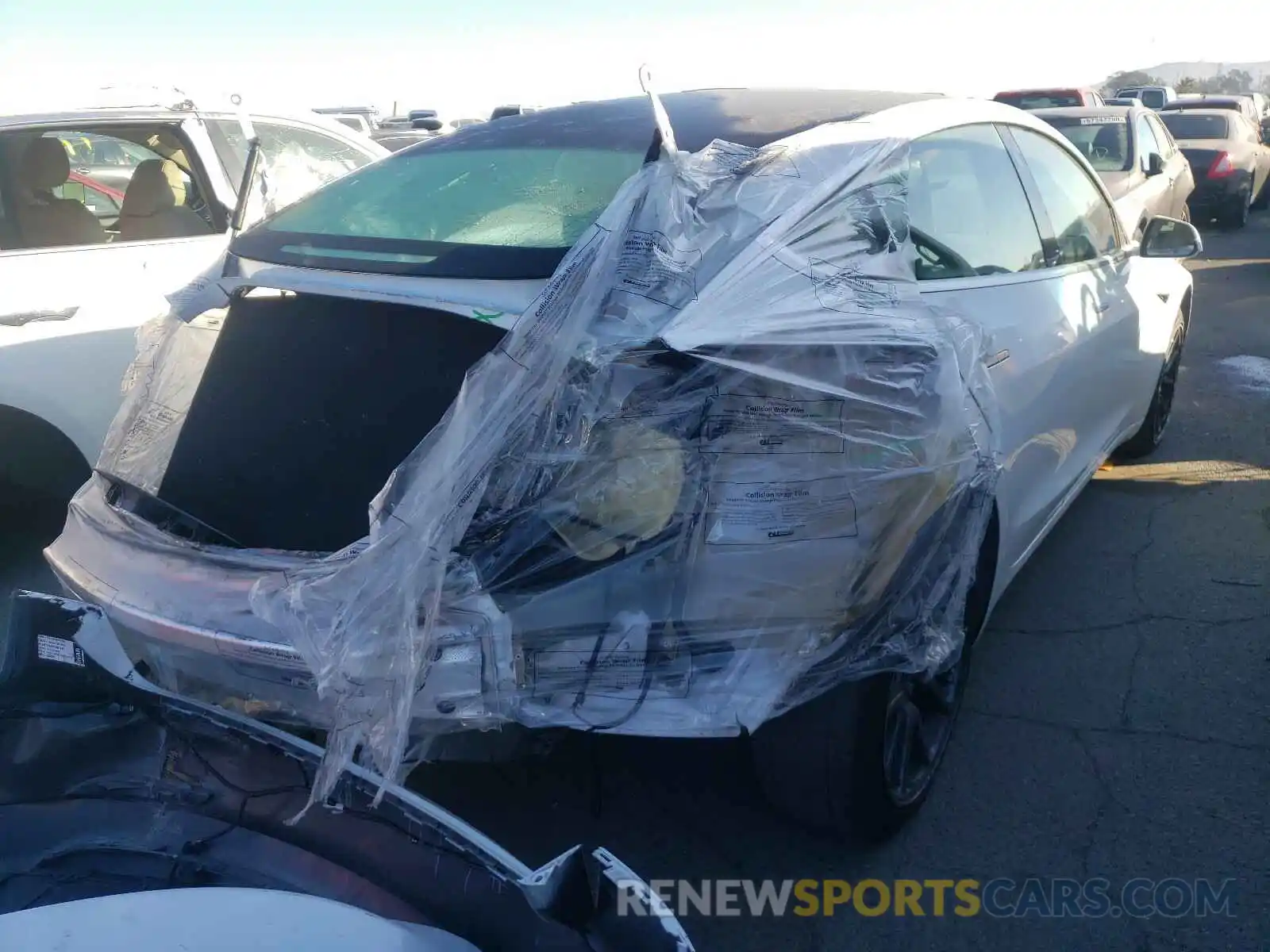 4 Photograph of a damaged car 5YJ3E1EAXKF401629 TESLA MODEL 3 2019