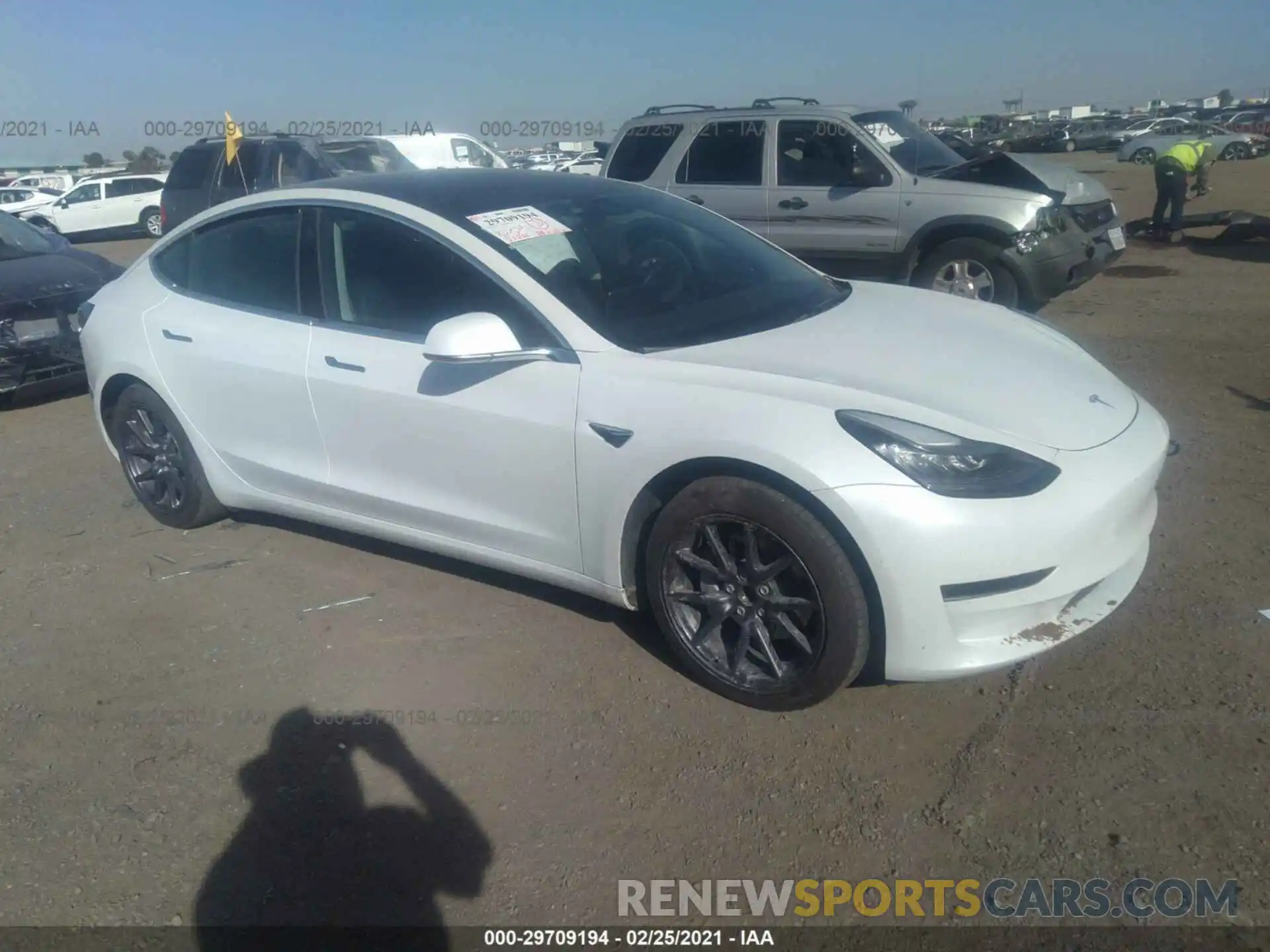 1 Photograph of a damaged car 5YJ3E1EAXKF401744 TESLA MODEL 3 2019