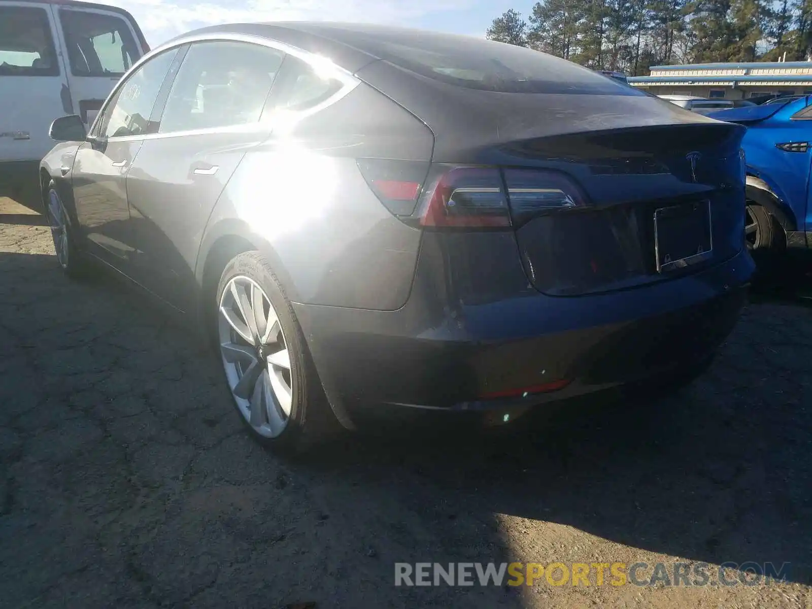 3 Photograph of a damaged car 5YJ3E1EAXKF402005 TESLA MODEL 3 2019