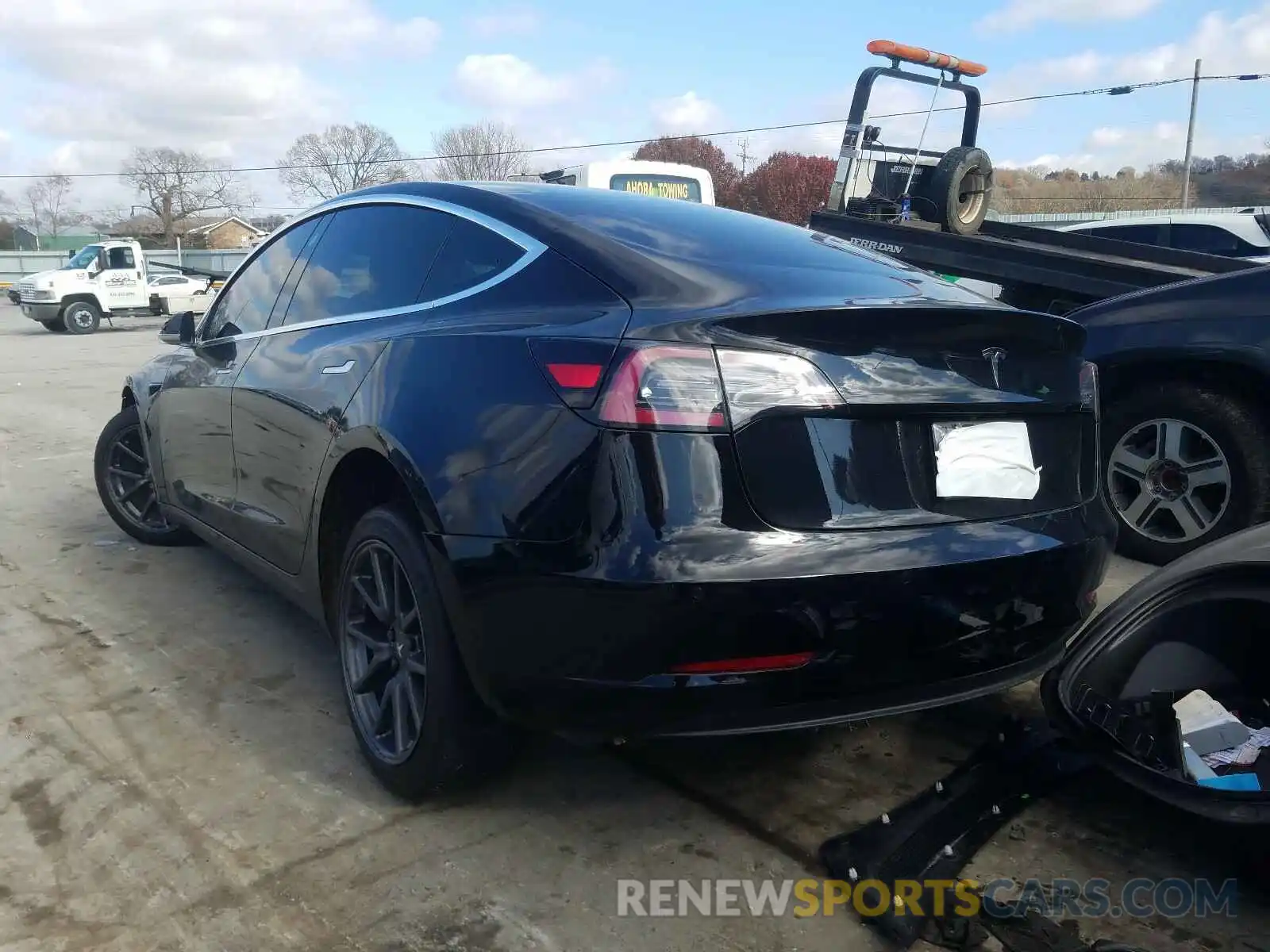 3 Photograph of a damaged car 5YJ3E1EAXKF410346 TESLA MODEL 3 2019