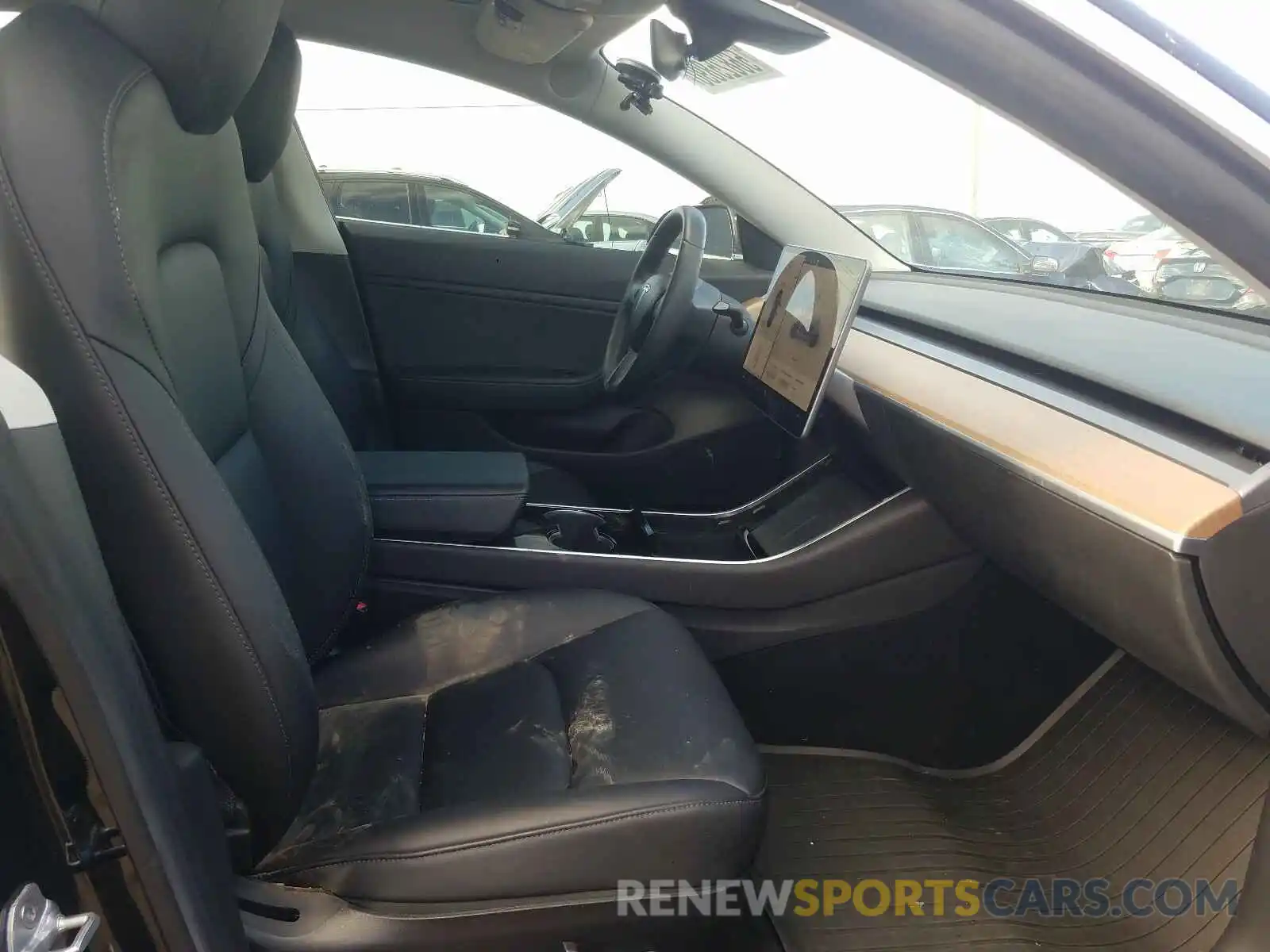 5 Photograph of a damaged car 5YJ3E1EAXKF410346 TESLA MODEL 3 2019