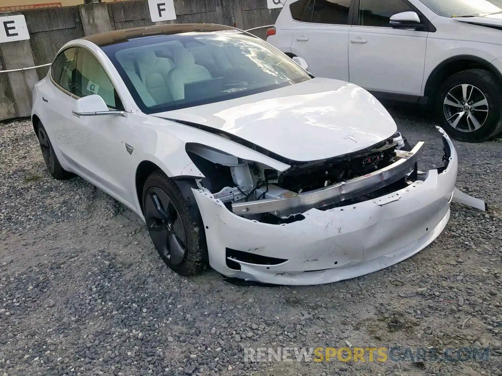 1 Photograph of a damaged car 5YJ3E1EAXKF417717 TESLA MODEL 3 2019