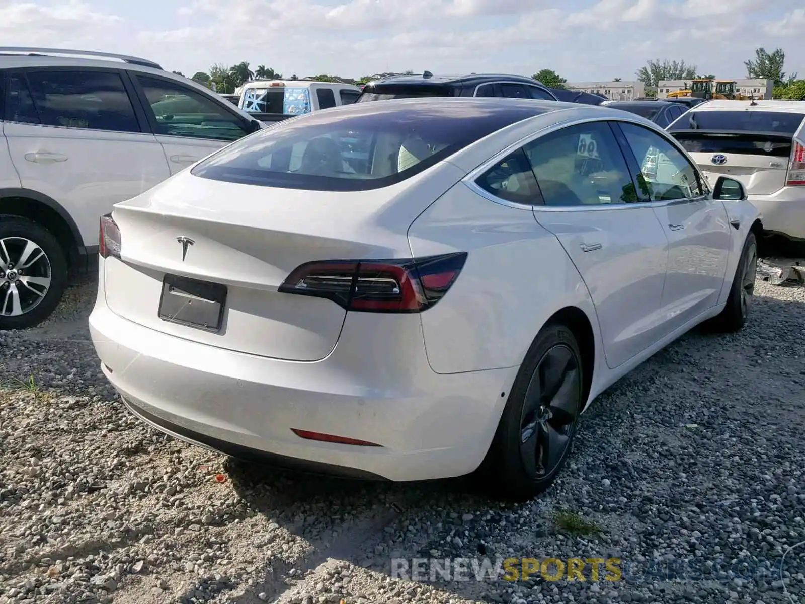 4 Photograph of a damaged car 5YJ3E1EAXKF417717 TESLA MODEL 3 2019