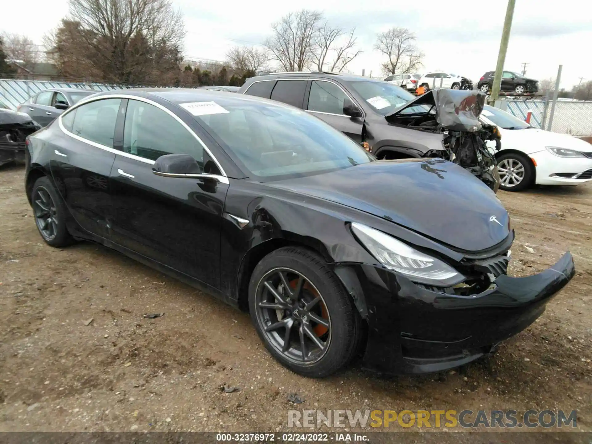 1 Photograph of a damaged car 5YJ3E1EAXKF424649 TESLA MODEL 3 2019