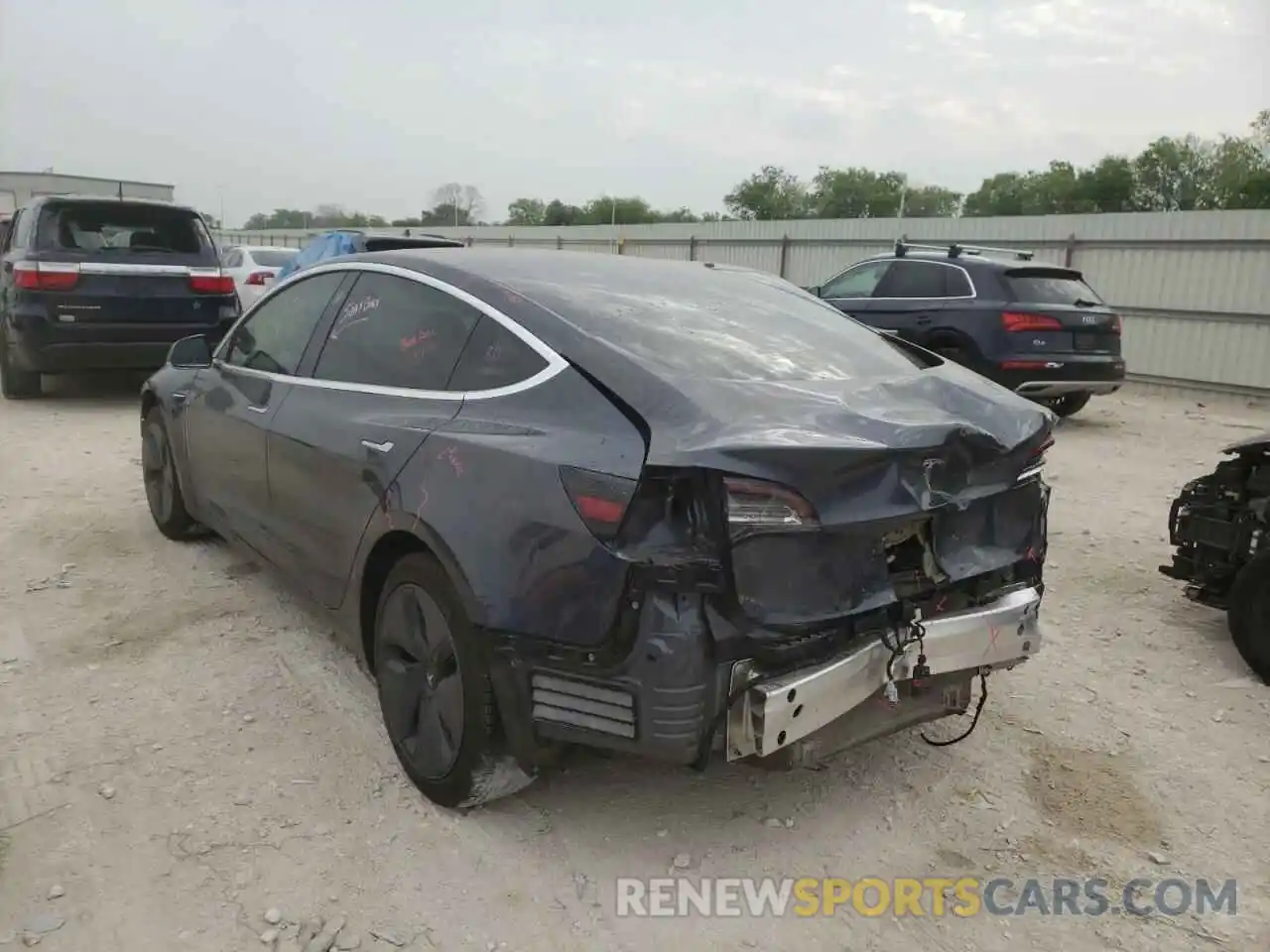 3 Photograph of a damaged car 5YJ3E1EAXKF424831 TESLA MODEL 3 2019