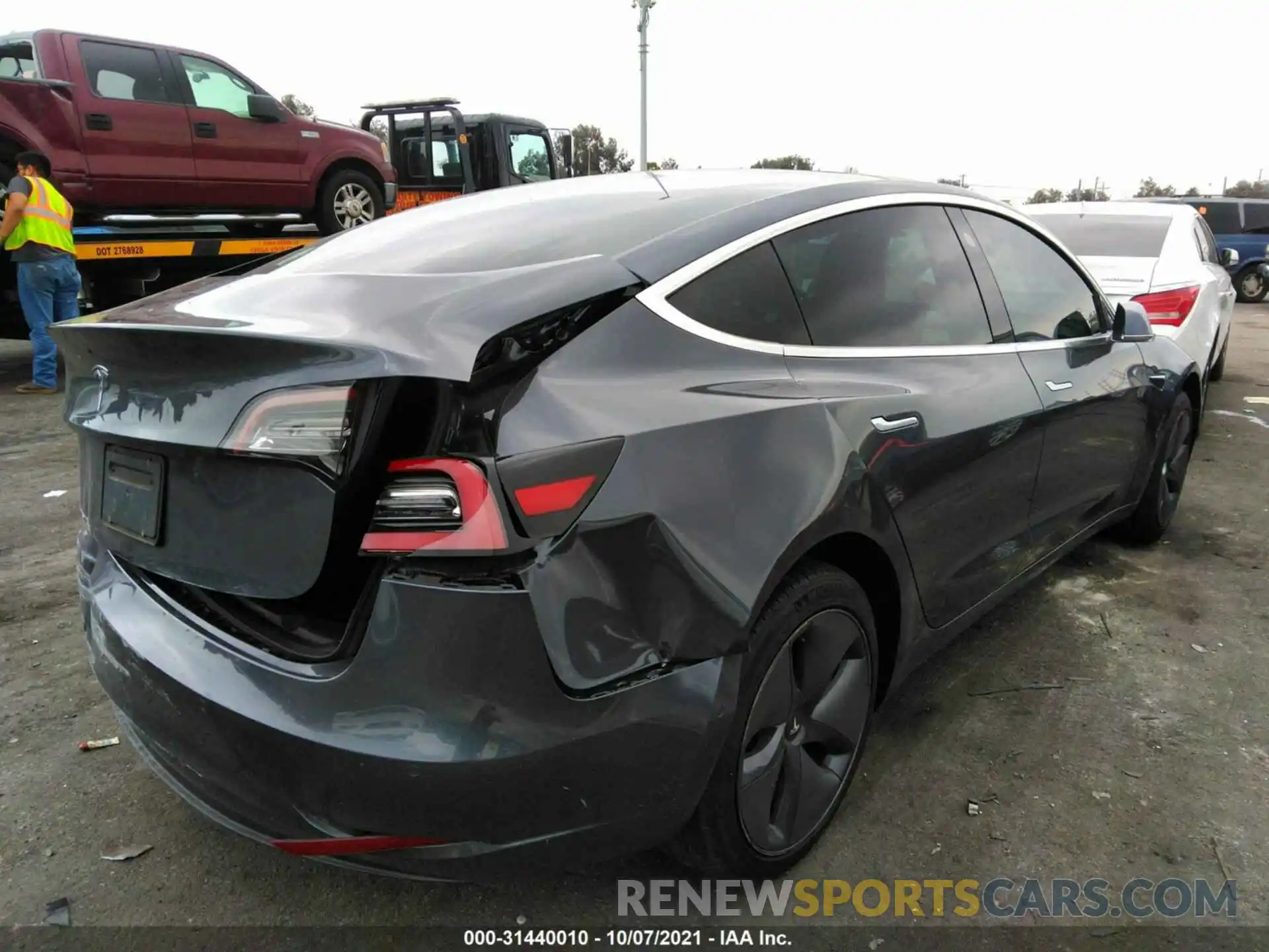 4 Photograph of a damaged car 5YJ3E1EAXKF449406 TESLA MODEL 3 2019