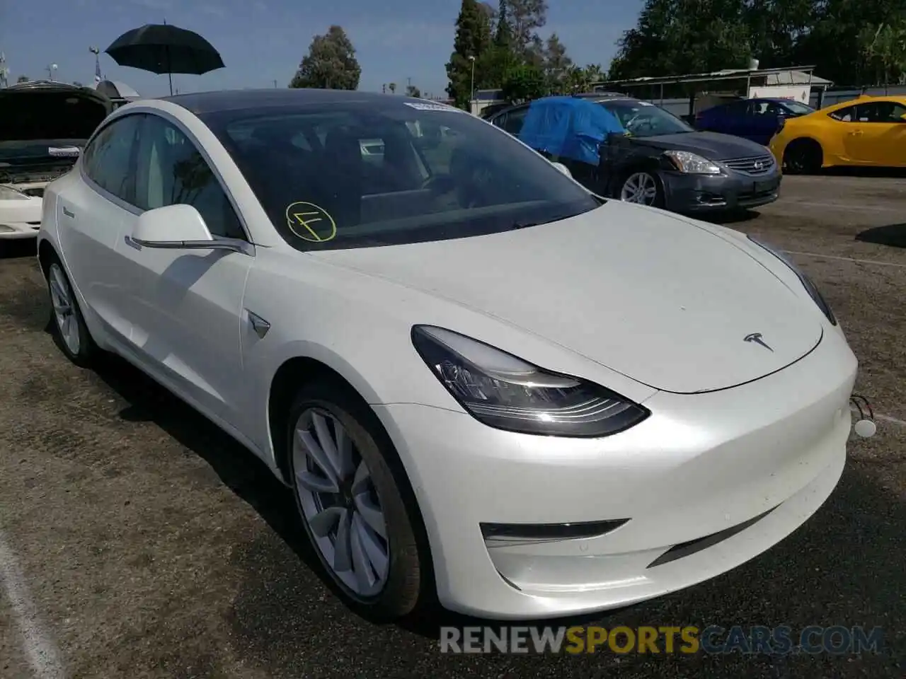 1 Photograph of a damaged car 5YJ3E1EAXKF472605 TESLA MODEL 3 2019