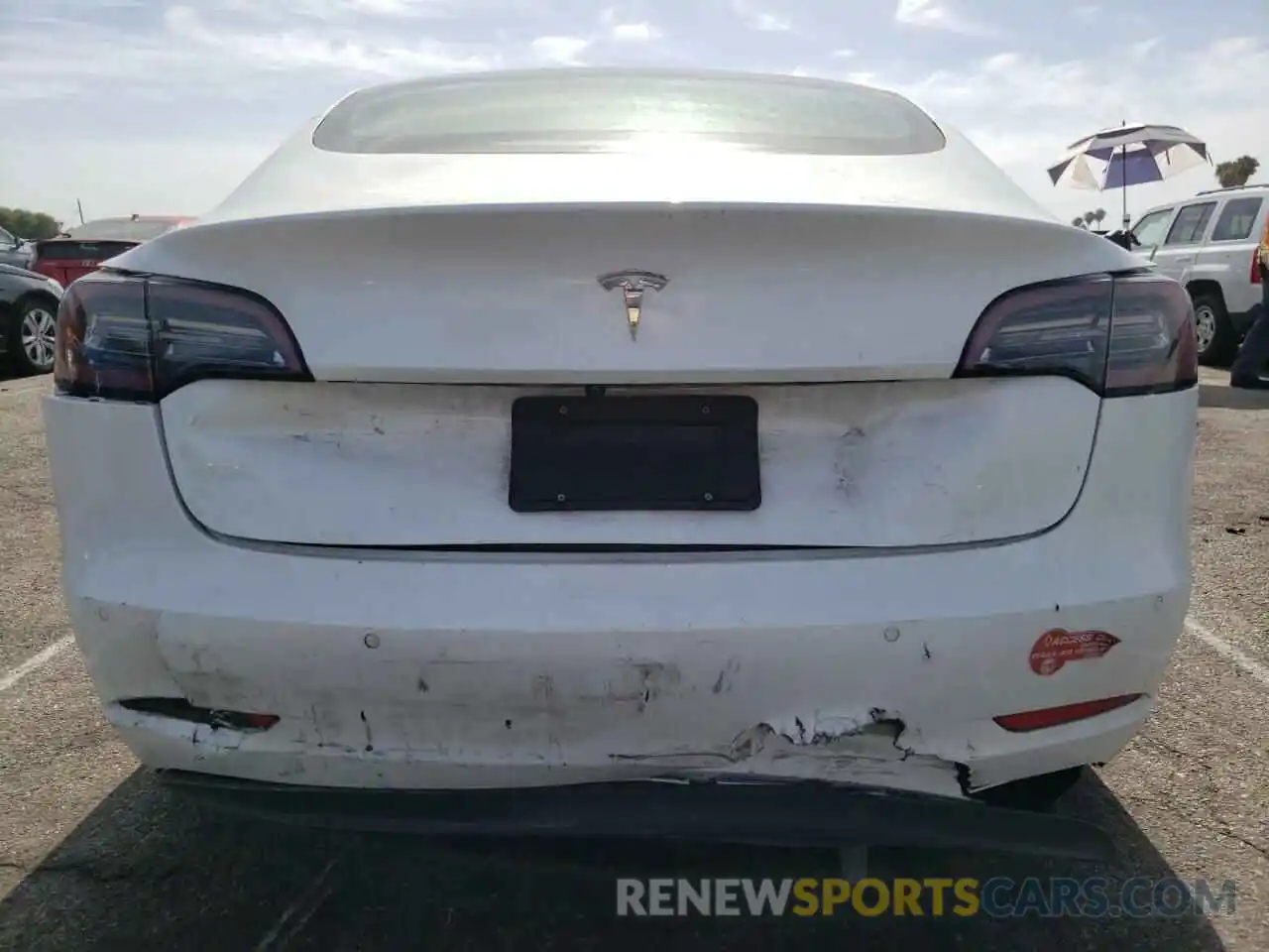 9 Photograph of a damaged car 5YJ3E1EAXKF472605 TESLA MODEL 3 2019