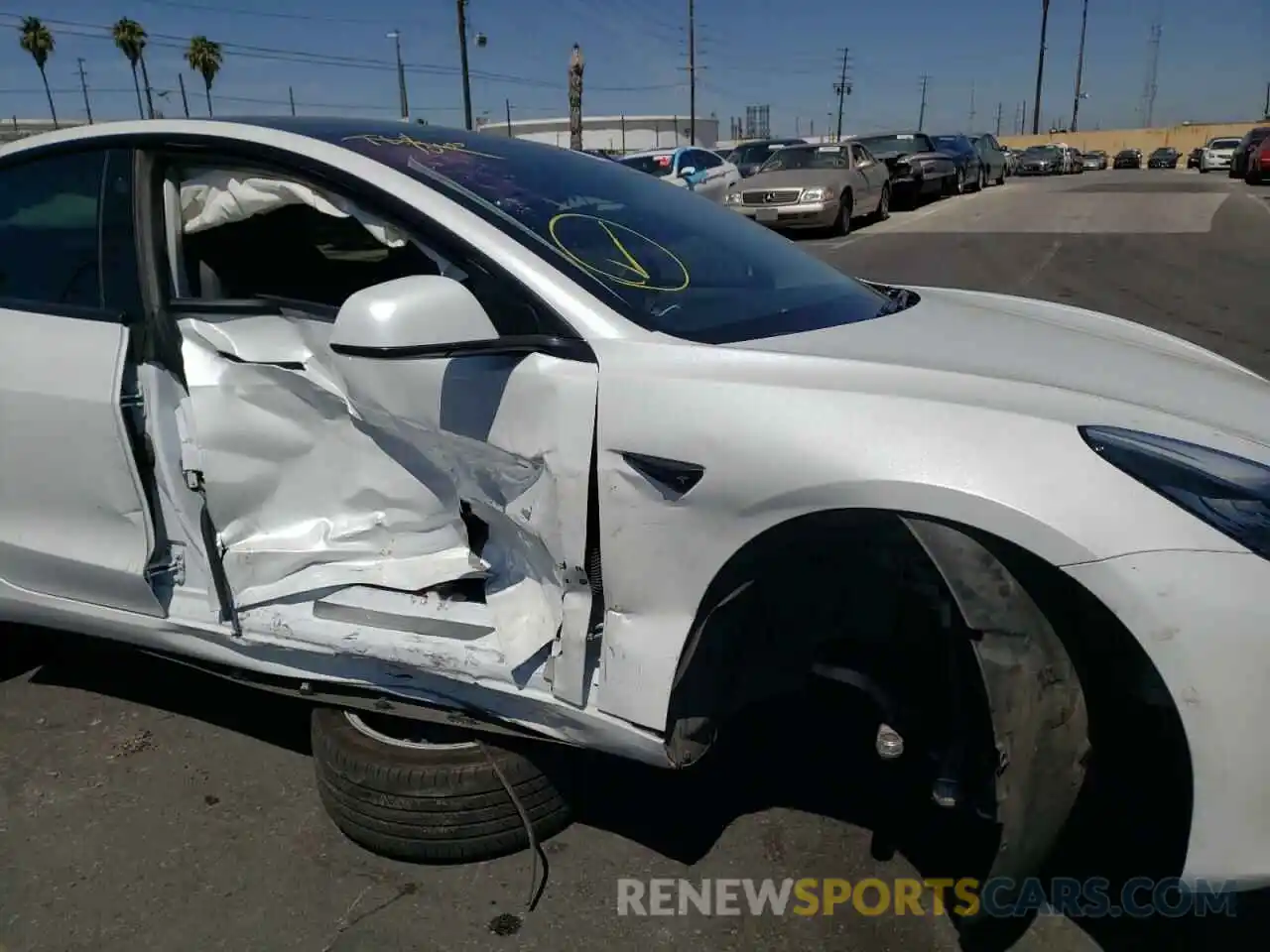 9 Photograph of a damaged car 5YJ3E1EAXKF476587 TESLA MODEL 3 2019