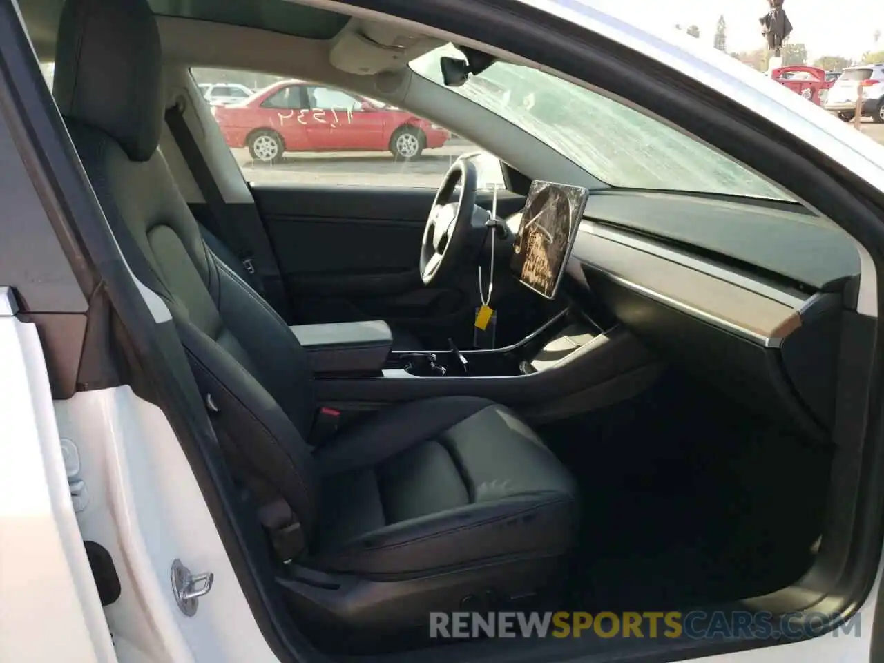 5 Photograph of a damaged car 5YJ3E1EAXKF482552 TESLA MODEL 3 2019