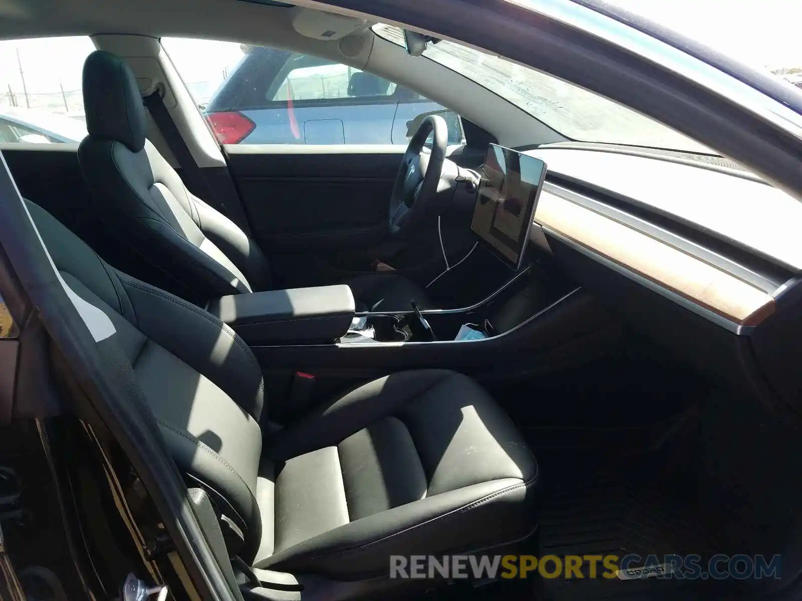 5 Photograph of a damaged car 5YJ3E1EAXKF485757 TESLA MODEL 3 2019