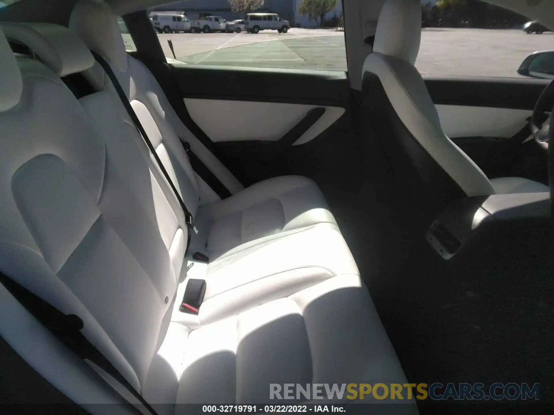 8 Photograph of a damaged car 5YJ3E1EAXKF486617 TESLA MODEL 3 2019