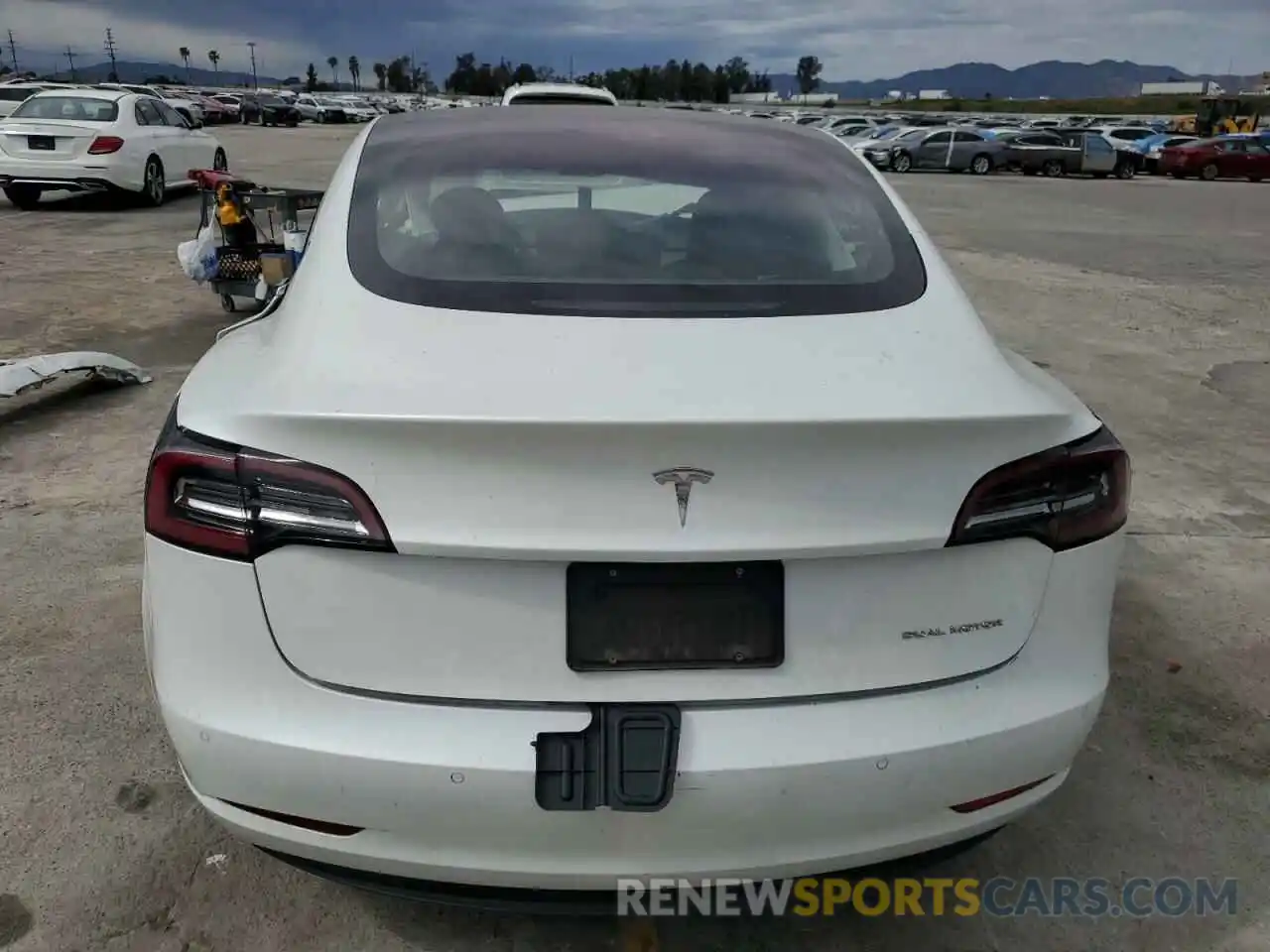 6 Photograph of a damaged car 5YJ3E1EB0KF191518 TESLA MODEL 3 2019