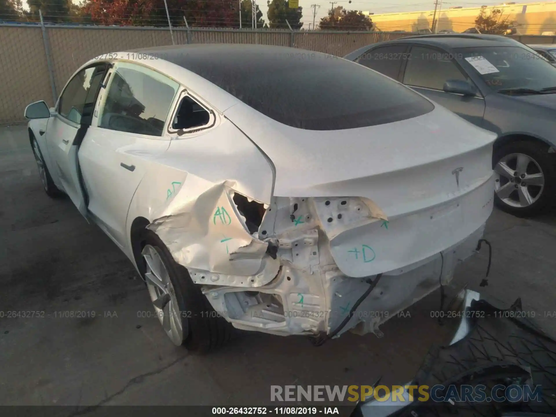 3 Photograph of a damaged car 5YJ3E1EB0KF200069 TESLA MODEL 3 2019