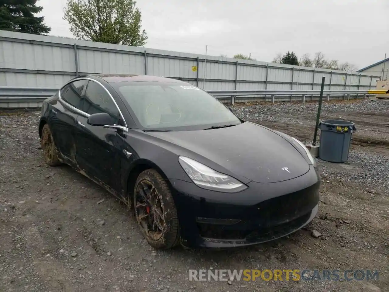 1 Photograph of a damaged car 5YJ3E1EB0KF231645 TESLA MODEL 3 2019