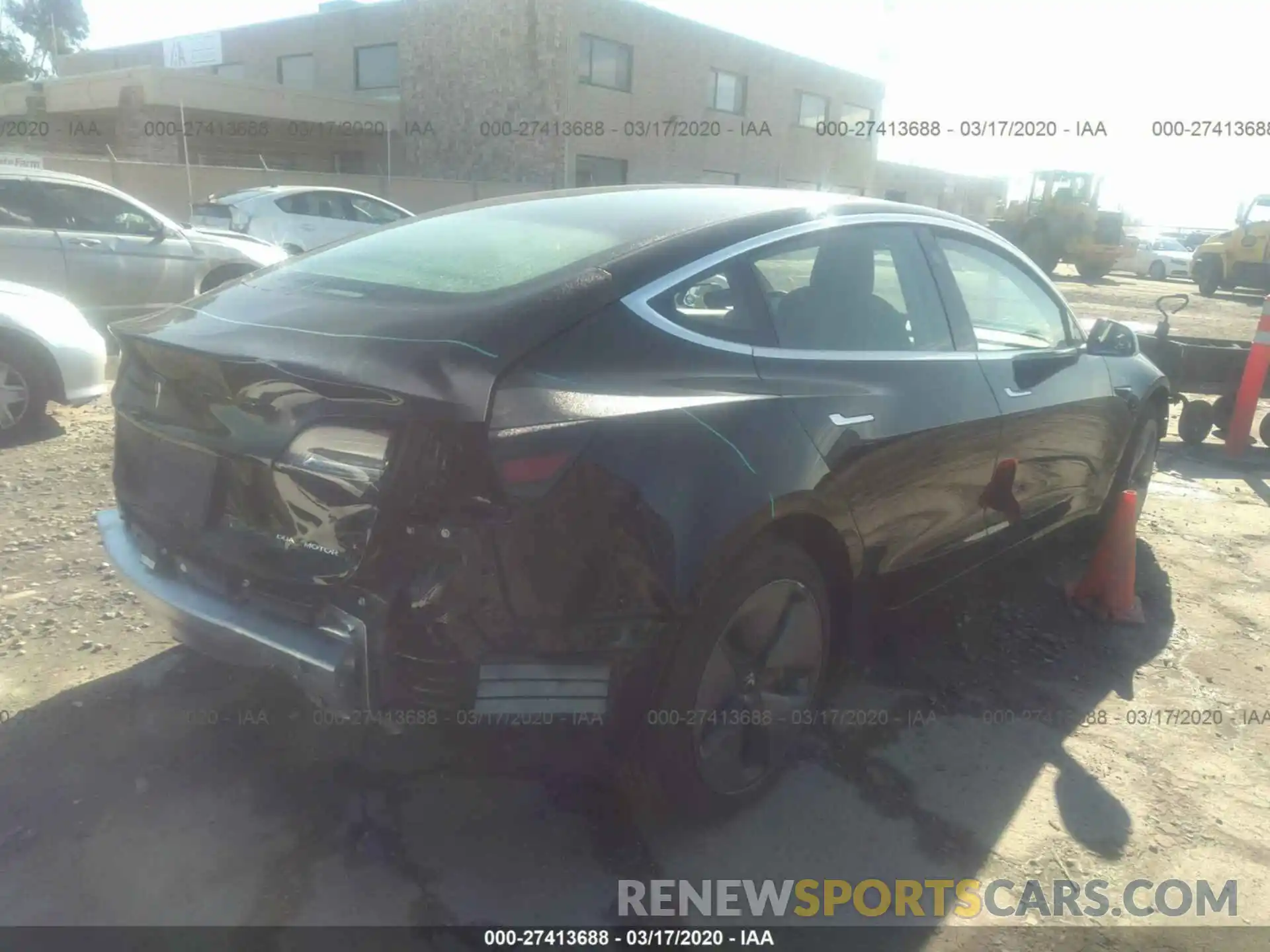 4 Photograph of a damaged car 5YJ3E1EB0KF361375 TESLA MODEL 3 2019