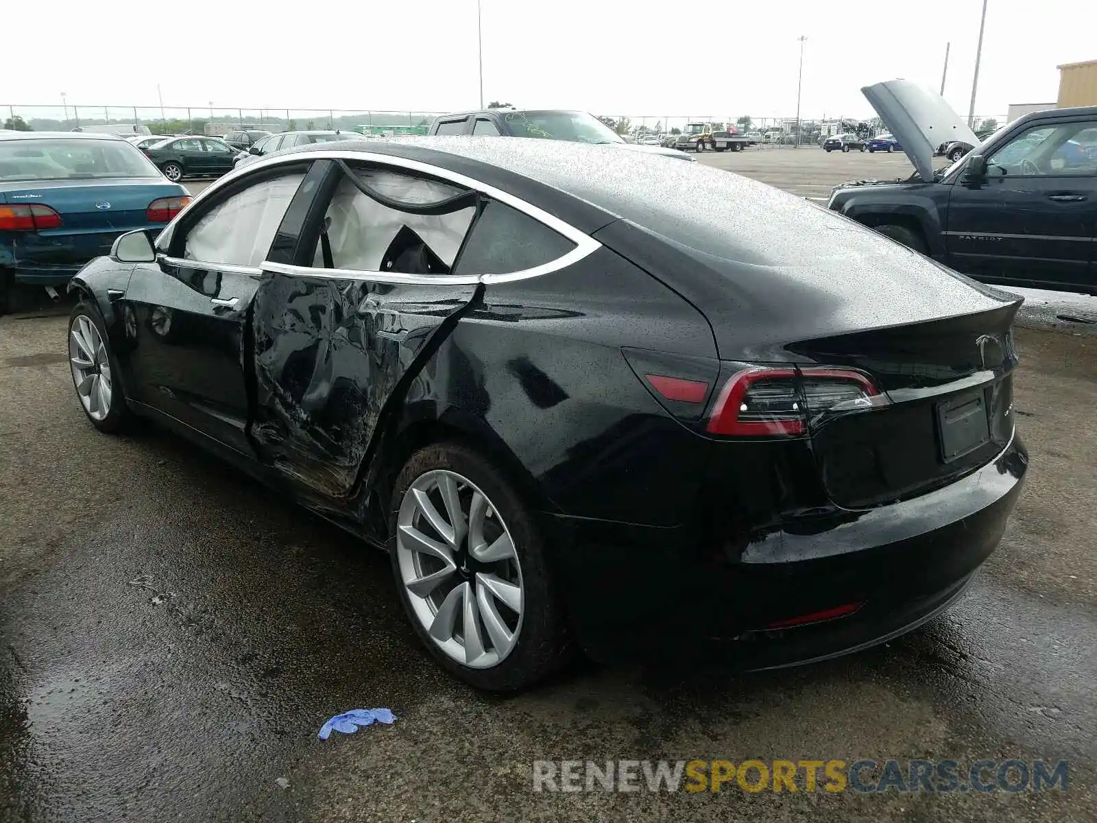 3 Photograph of a damaged car 5YJ3E1EB0KF365927 TESLA MODEL 3 2019